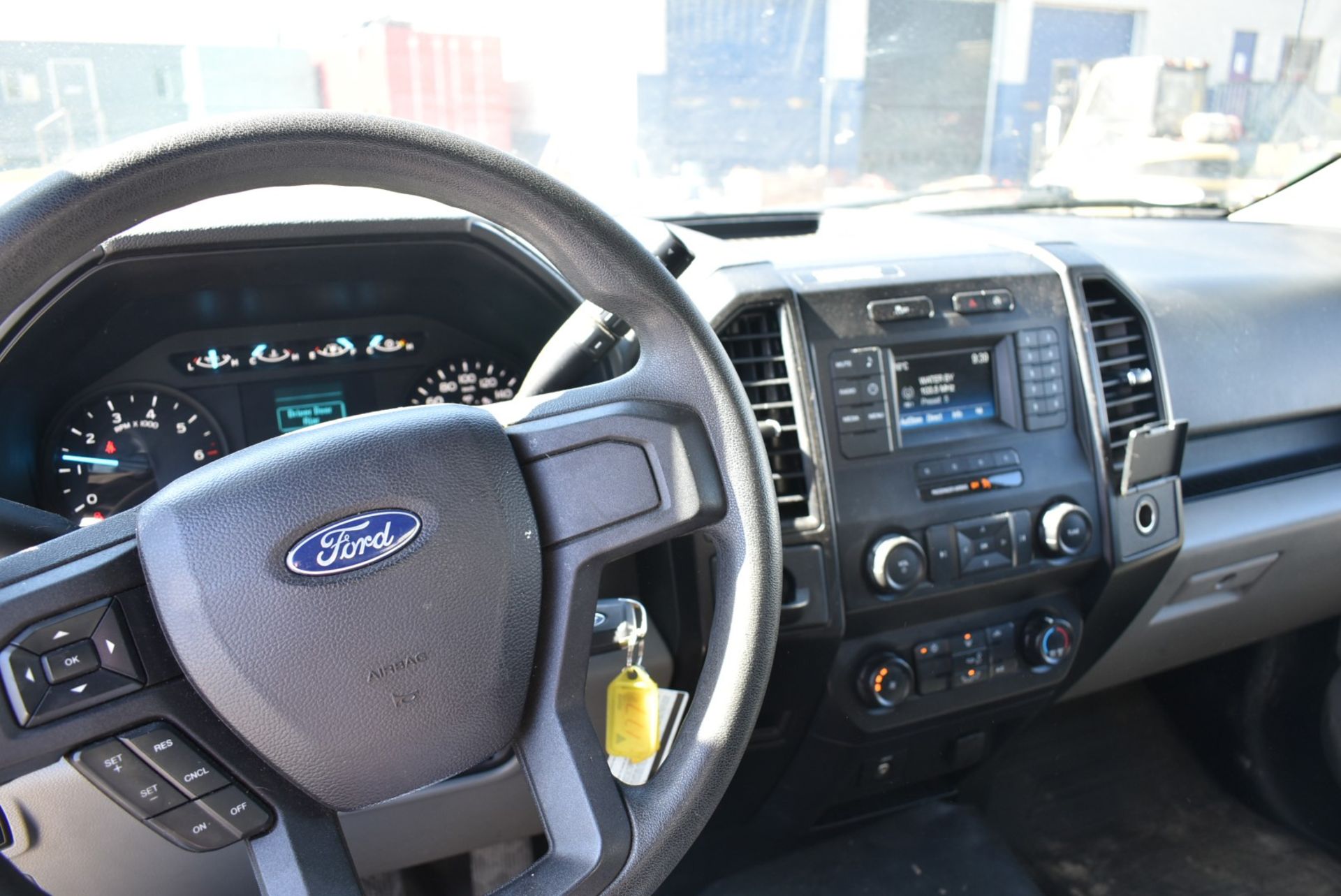 FORD (2019) F150 XL PICKUP TRUCK WITH 5.0L 8 CYL. GAS ENGINE, AUTO. TRANSMISSION, RWD, BED CAP, 54, - Image 11 of 13