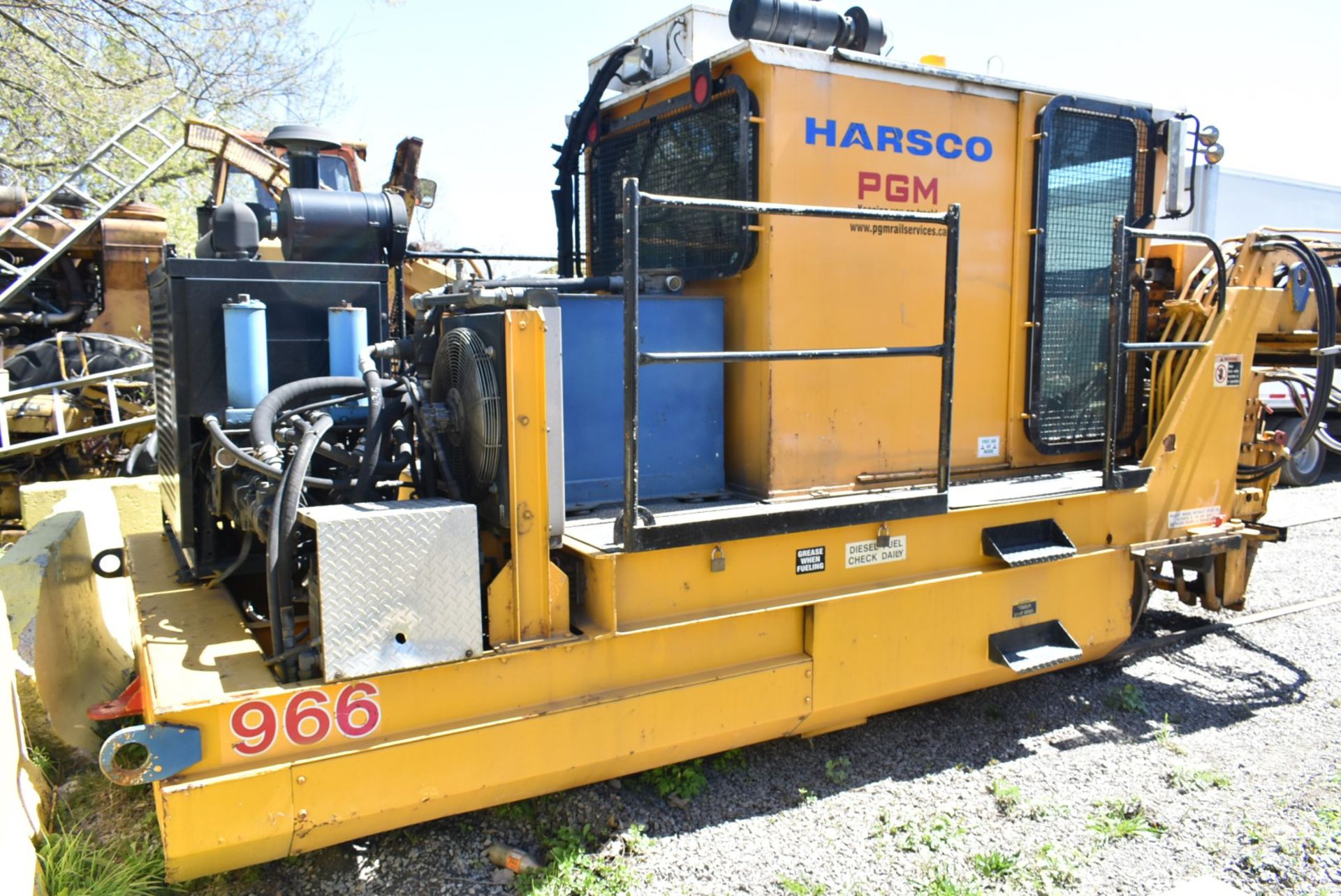 HARSCO/QUALITY TRACK EQUIPMENT JHS TAMPER WITH DIESEL ENGINE, JUPITER I CONTROLS, FULLY ENCLOSED - Image 3 of 7