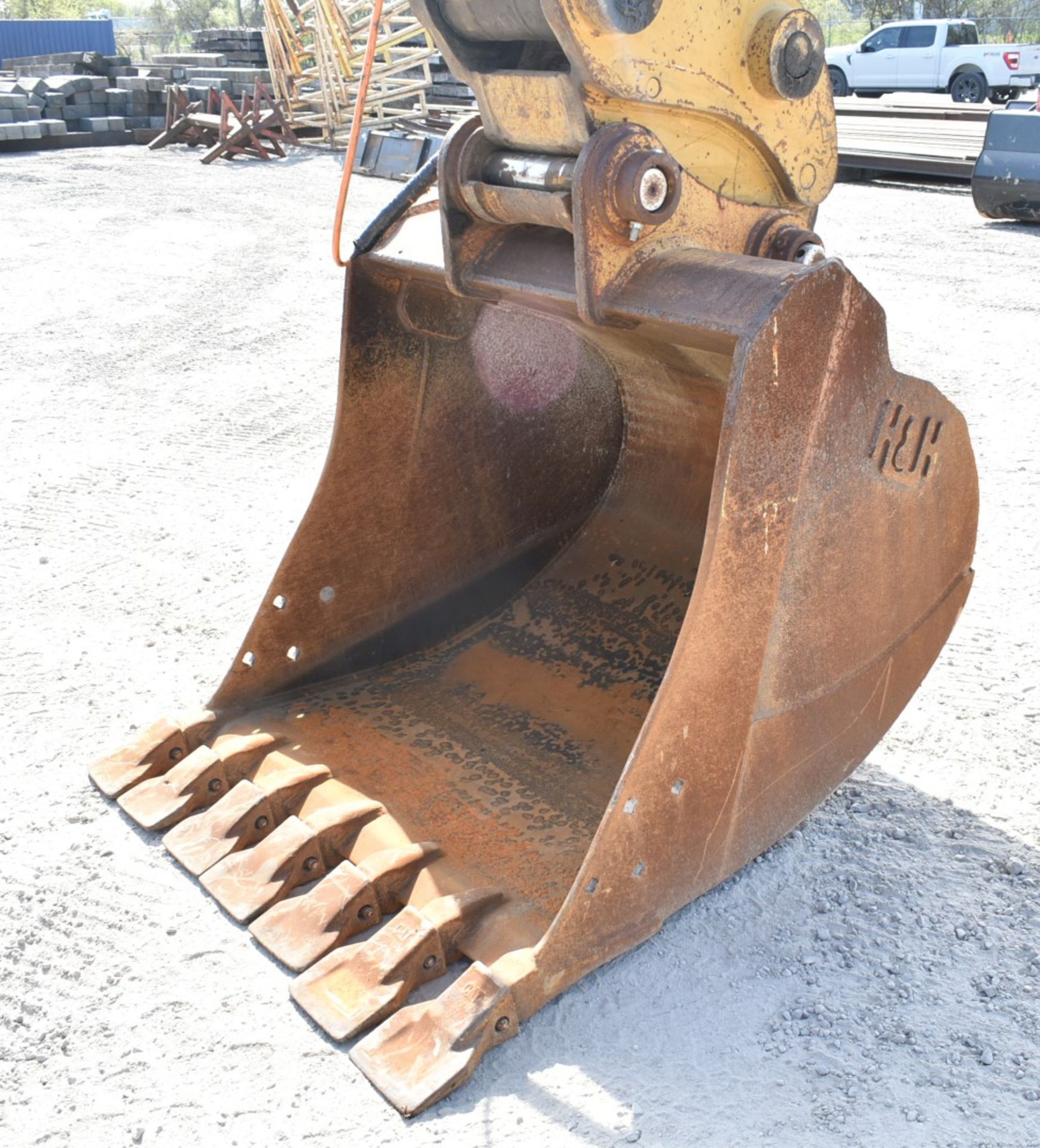 CATERPILLAR (2003) 318CL HYDRAULIC TRACKED EXCAVATOR WITH CATERPILLAR DIESEL ENGINE, ADVANCED MAGNET - Bild 6 aus 15