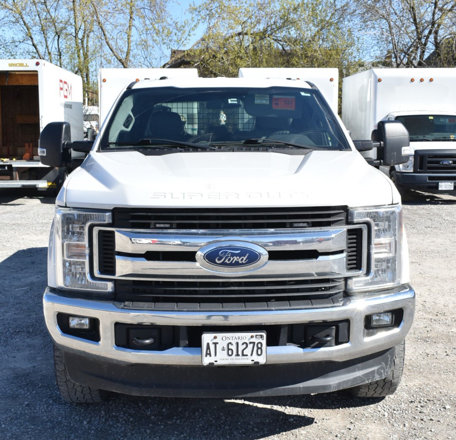 FORD (2017) F250 XLT SUPER DUTY CREW CAB PICKUP TRUCK WITH 6.2L 8 CYL. GAS ENGINE, AUTO. - Image 6 of 15