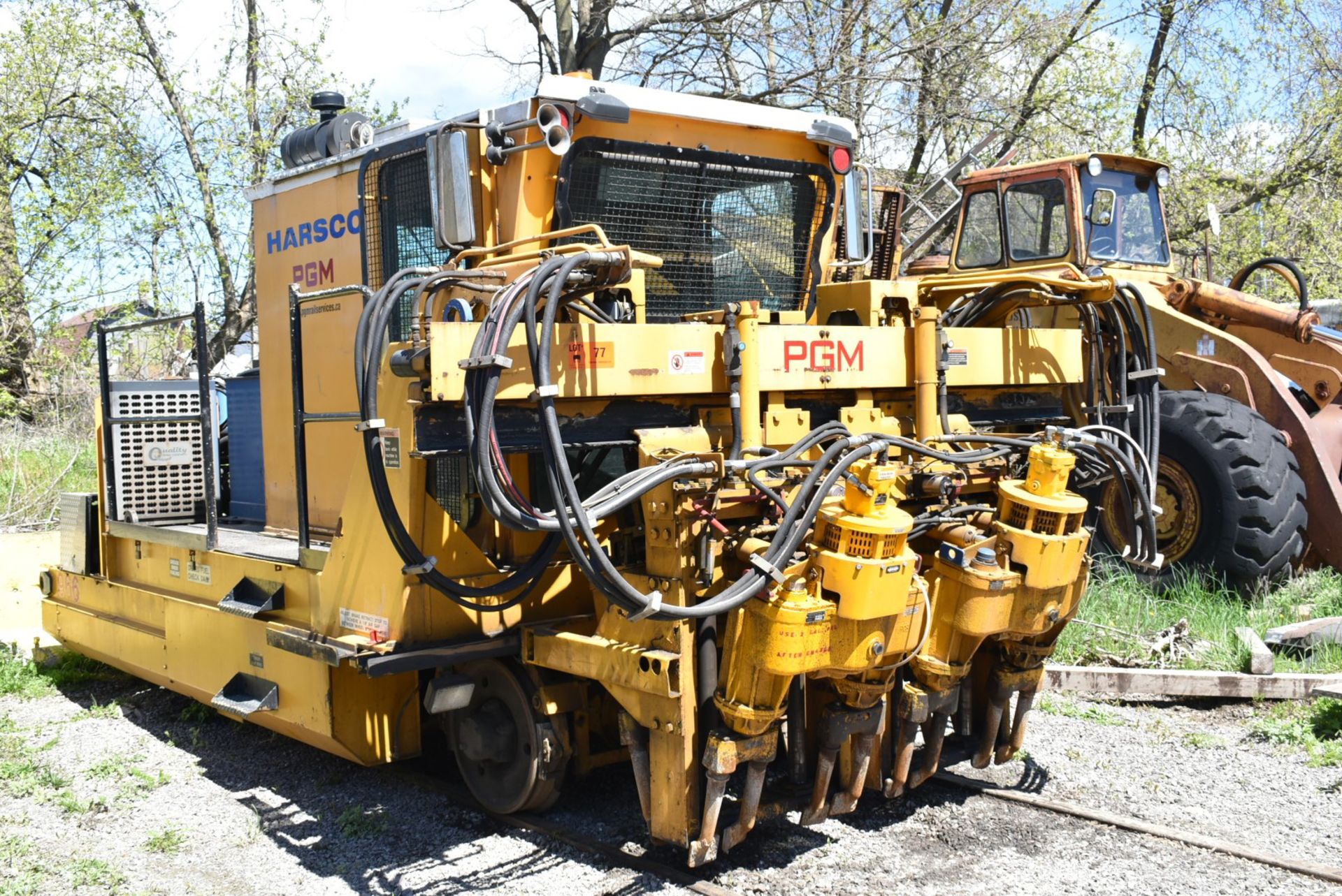 HARSCO/QUALITY TRACK EQUIPMENT JHS TAMPER WITH DIESEL ENGINE, JUPITER I CONTROLS, FULLY ENCLOSED - Image 4 of 7