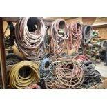 LOT/ PNEUMATIC HOSE AND CABLES