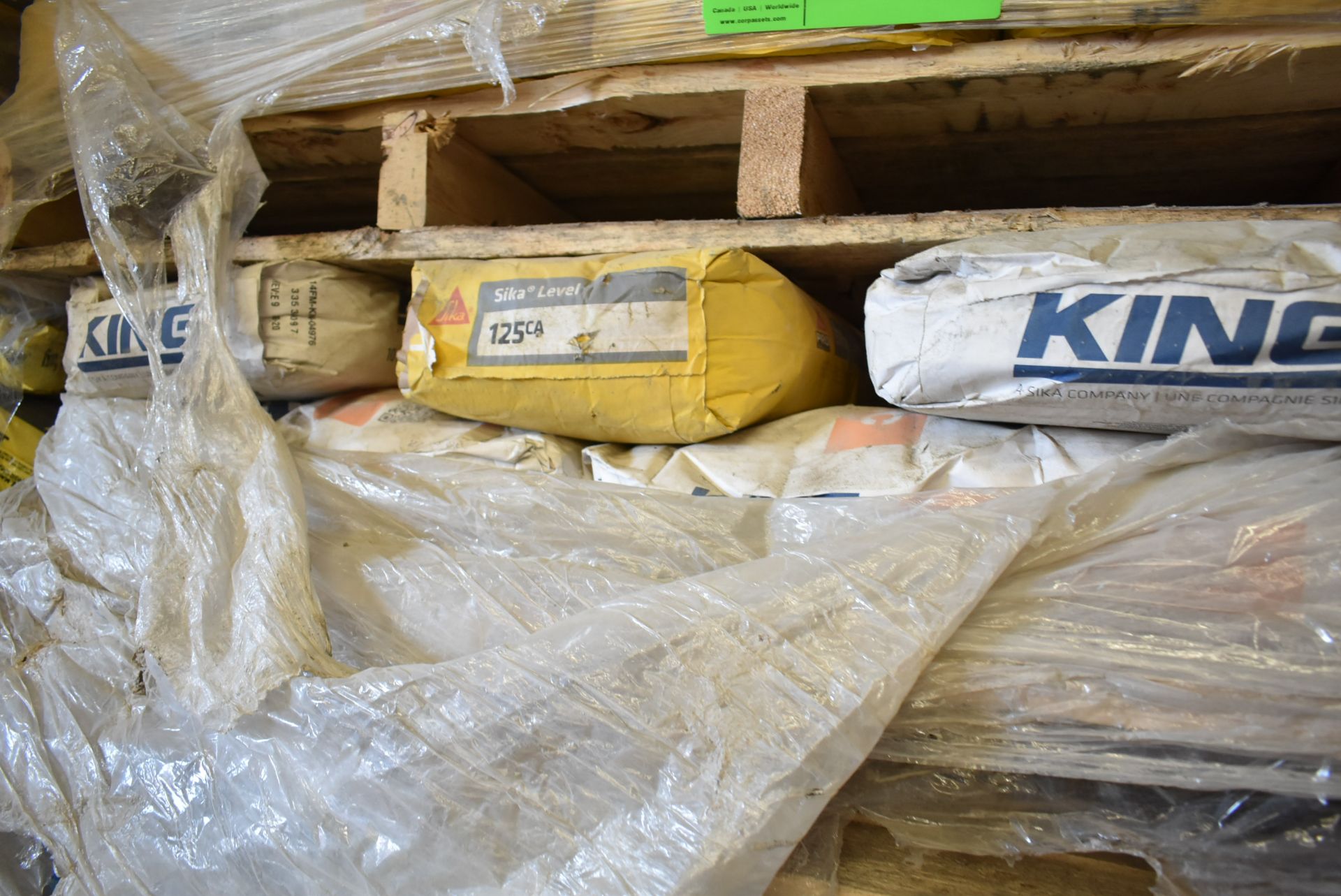 LOT/ PALLET WITH CONTENTS CONSISTING OF SAKRETE GIKA SIKA GROUT & SILKA GROUT 212 - Image 3 of 3