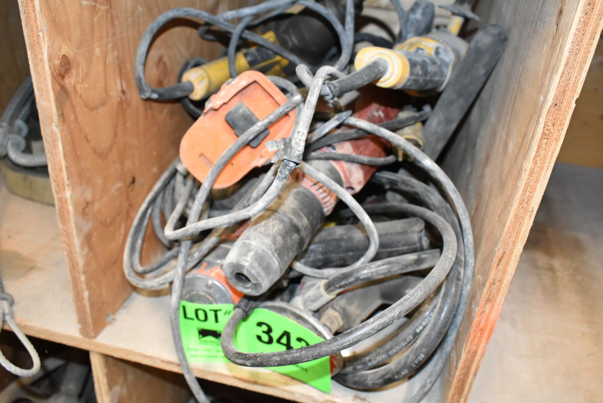 LOT/ POWER TOOLS