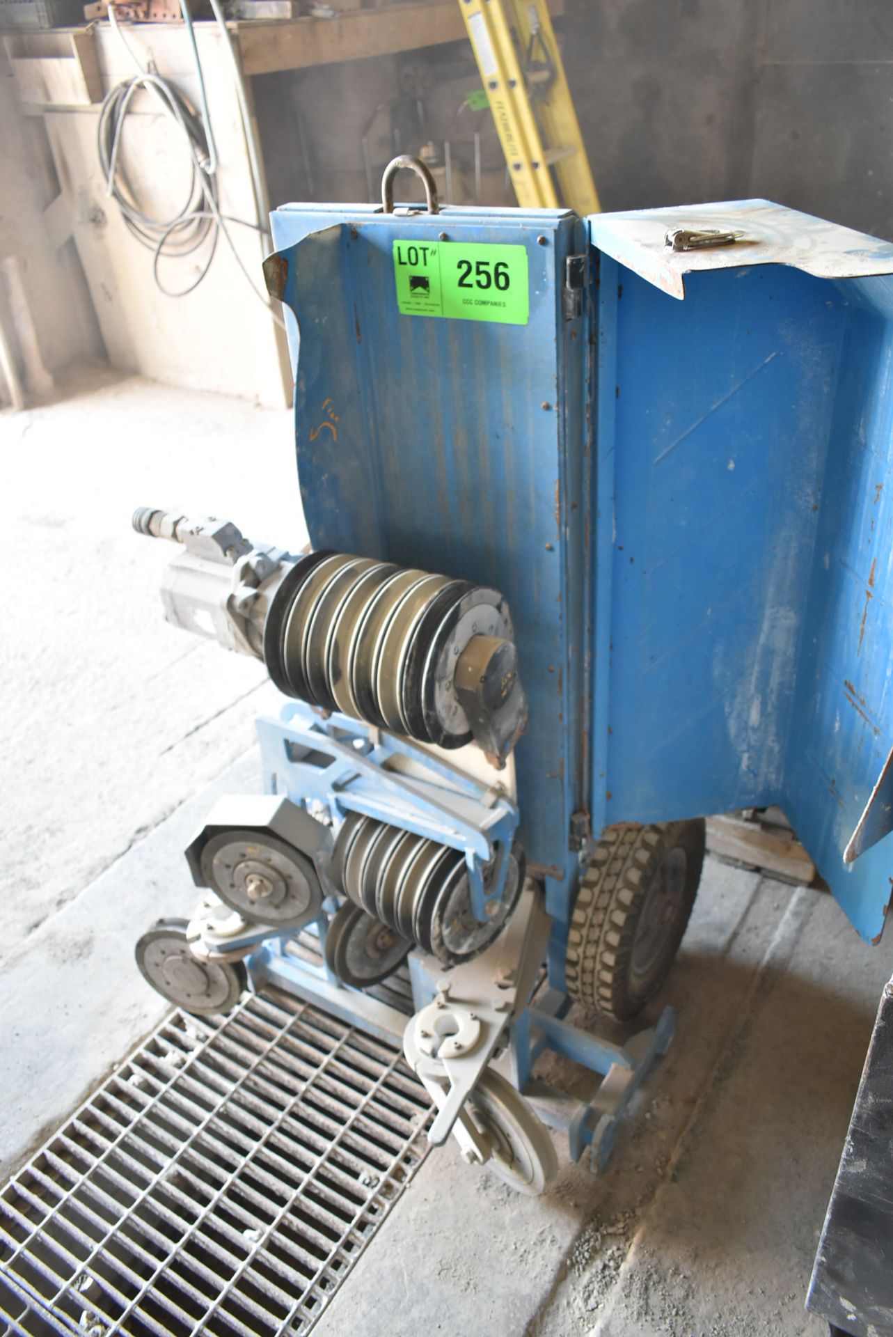 LOT/ DIAMOND PRODUCTS (2013) HYDROSTRESS SB WIRE SAW WITH DIAMOND BEADED WIRE, JOB BOX & 25 HP - Image 2 of 8