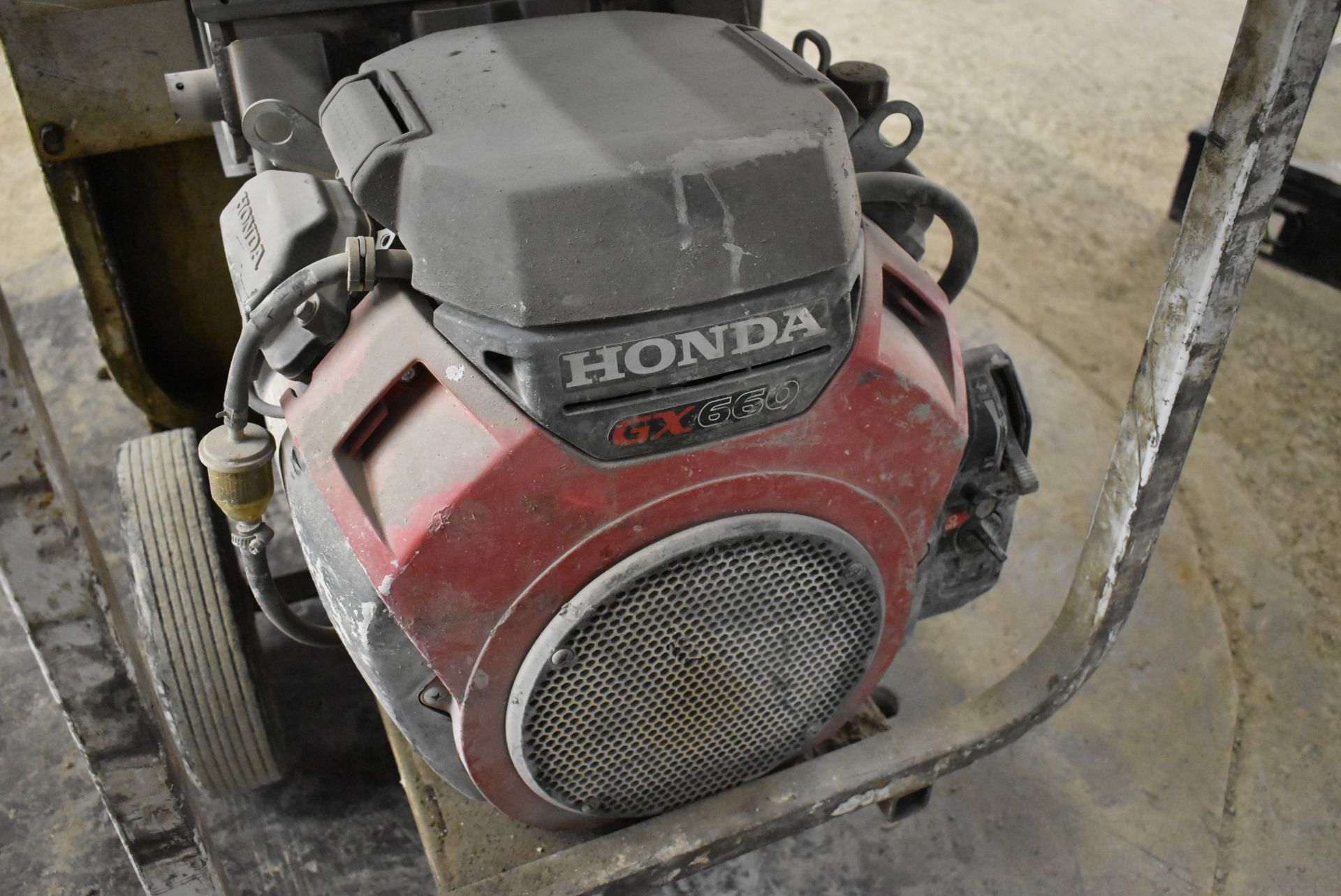 DIAMOND PRODUCTS CORE BORE CB21 PORTABLE HYDRAULIC POWER UNIT WITH HONDA GX660 GASOLINE ENGINE, S/N: - Image 5 of 6