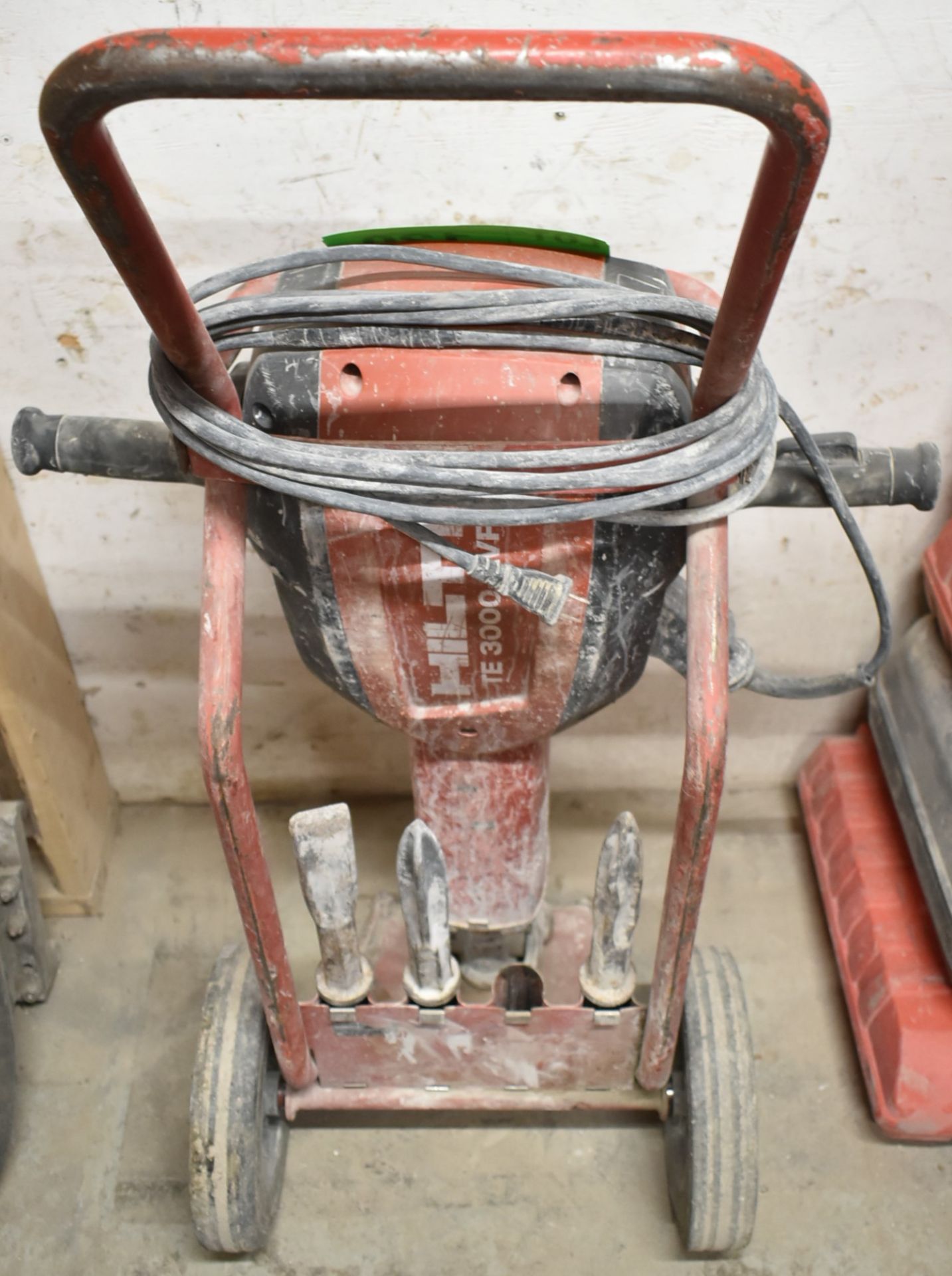 HILTI TE3000-AVR ELECTRIC JACK HAMMER WITH CART, S/N N/A - Image 2 of 3