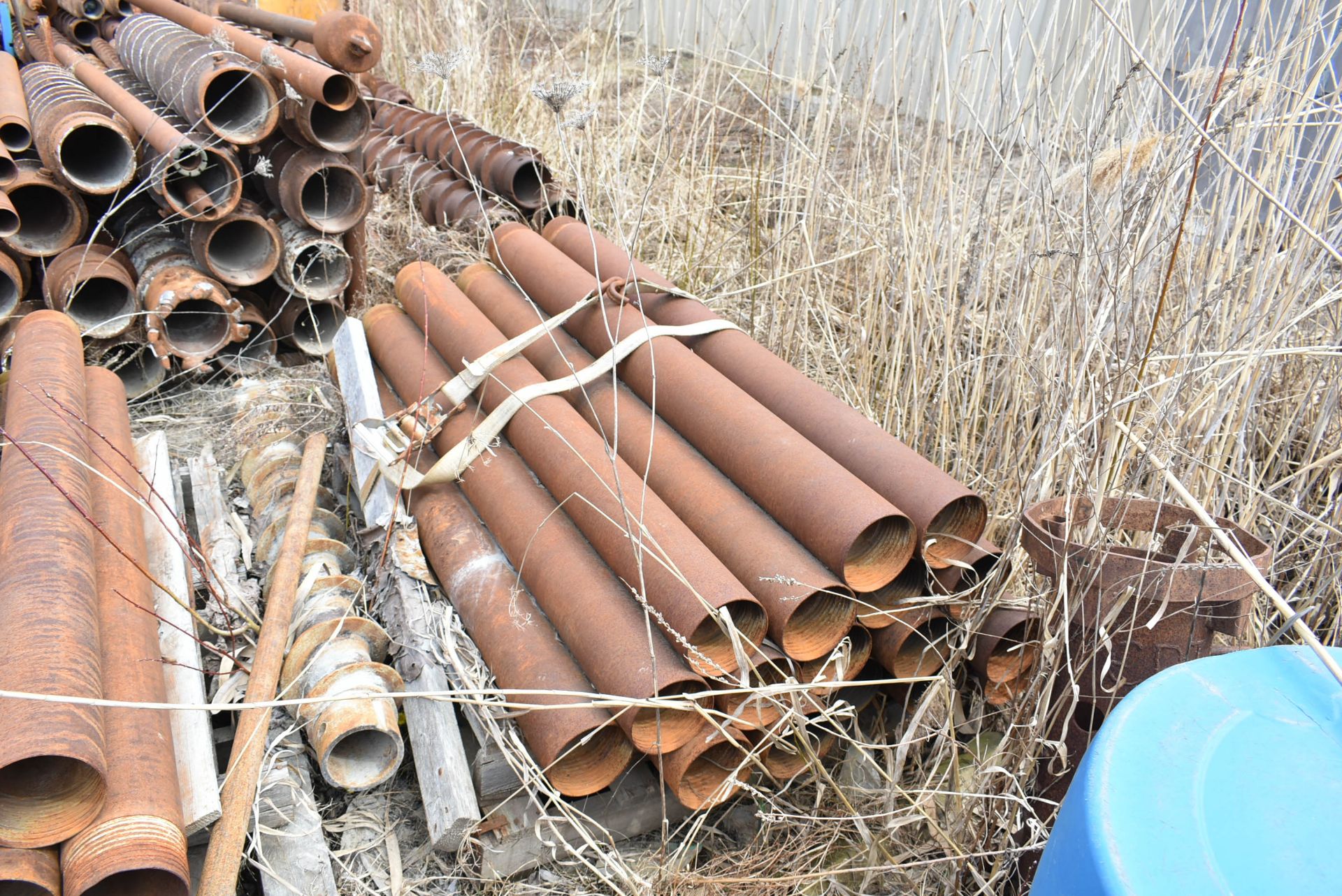 LOT/ AUGERS WITH CASINGS - Image 4 of 4