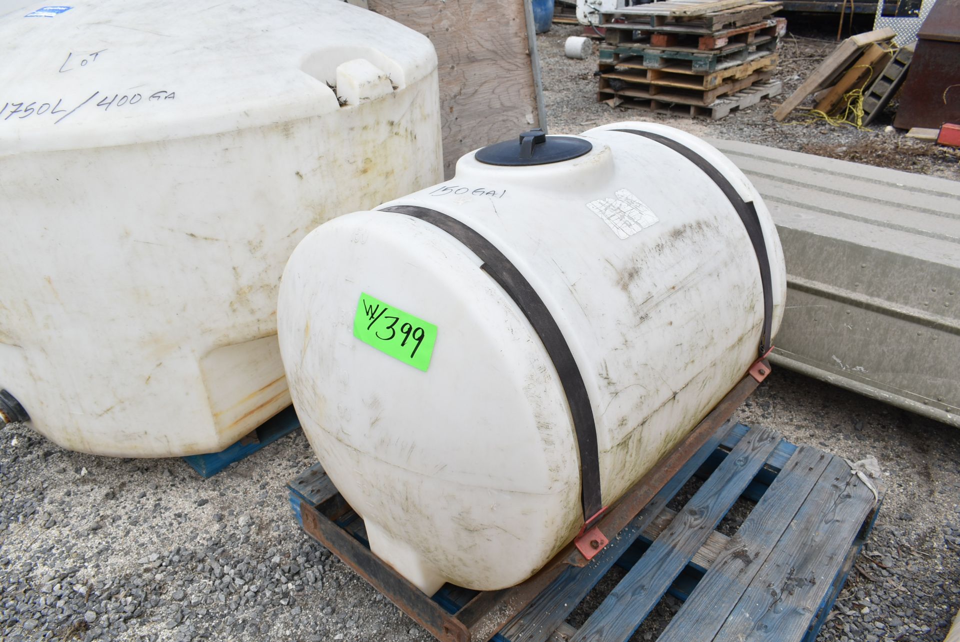 LOT/ 400 GALLON & 150 GALLON POLYMER TANKS - Image 4 of 5