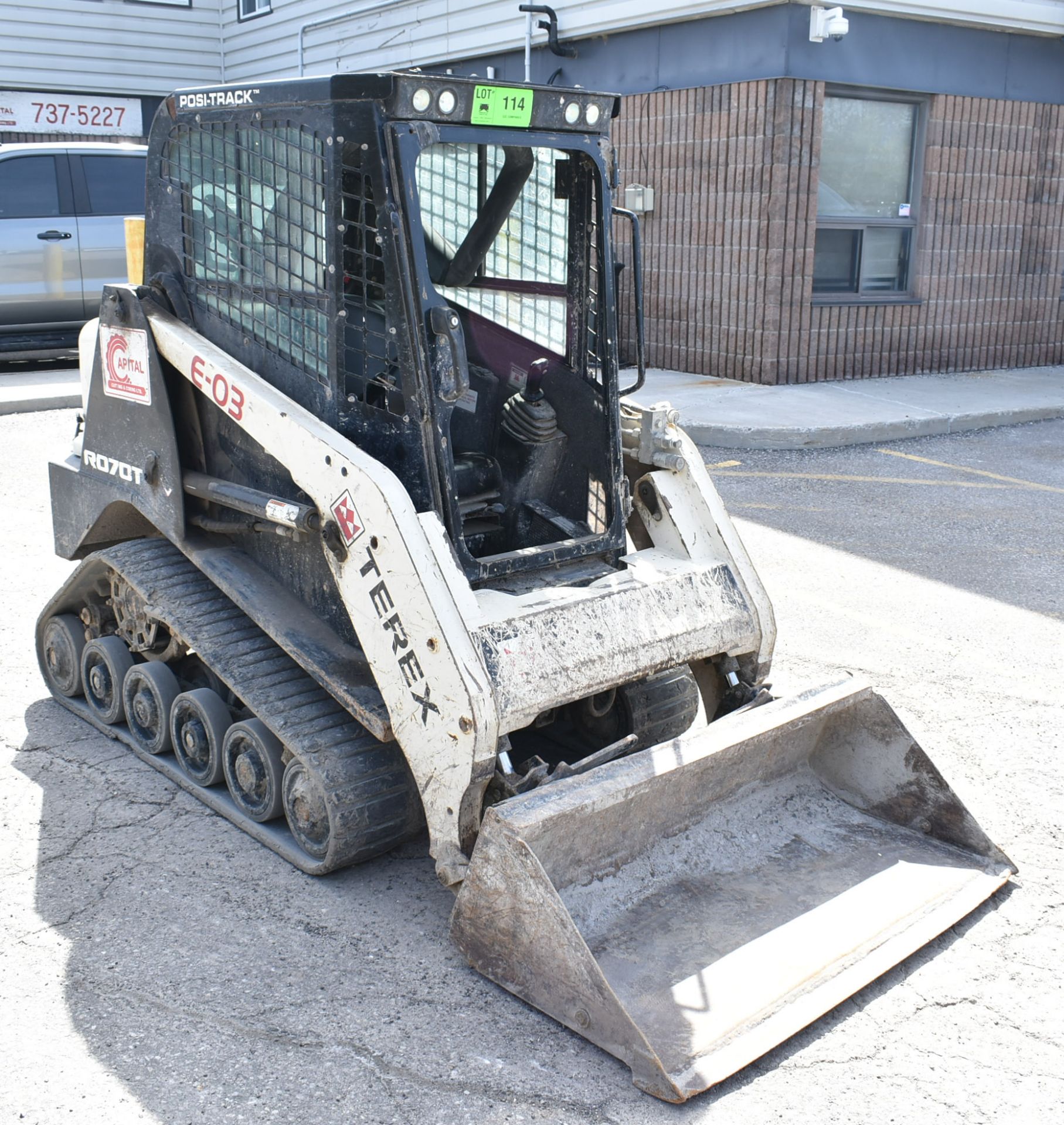 TEREX R070T COMPACT SKID STEER WITH THIRD VALVE, 1,143 HOURS (RECORDED ON METER AT TIME OF LISTING), - Image 4 of 11