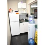 LOT/ FRIDGE, MICROWAVE & WATER COOLER