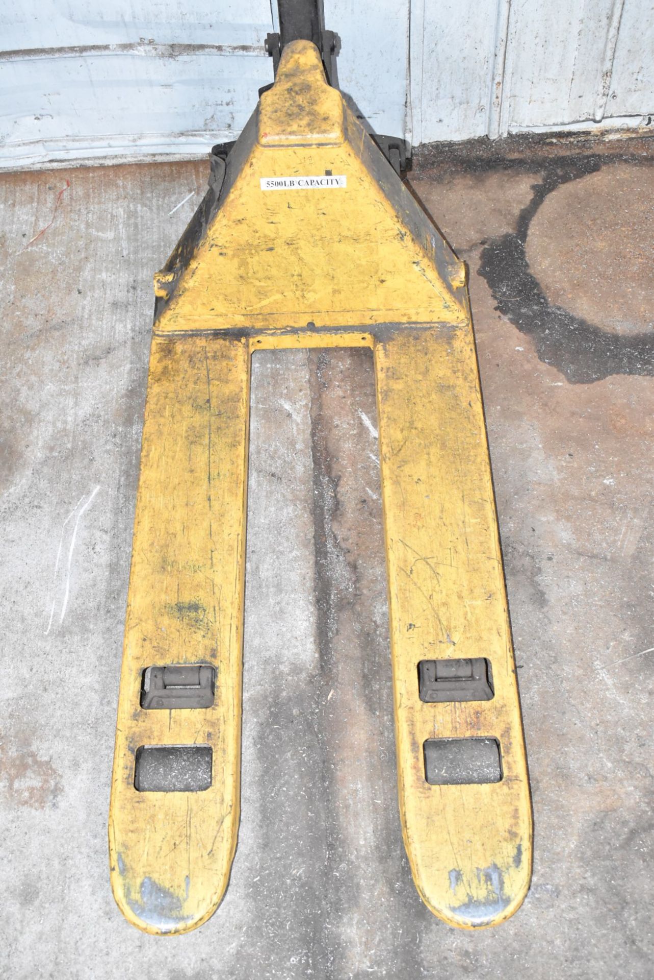 ULINE H-1366 HYDRAULIC PALLET JACK WITH 5,500 LB CAPACITY, S/N 376624 - Image 2 of 3