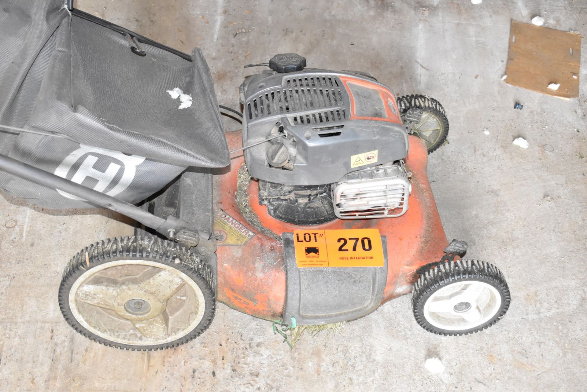 HUSQVARNA 6751P LAWN MOWER WITH BRIGGS & STRATTON 675EXI 163 CC ENGINE, S/N N/A - Image 2 of 3
