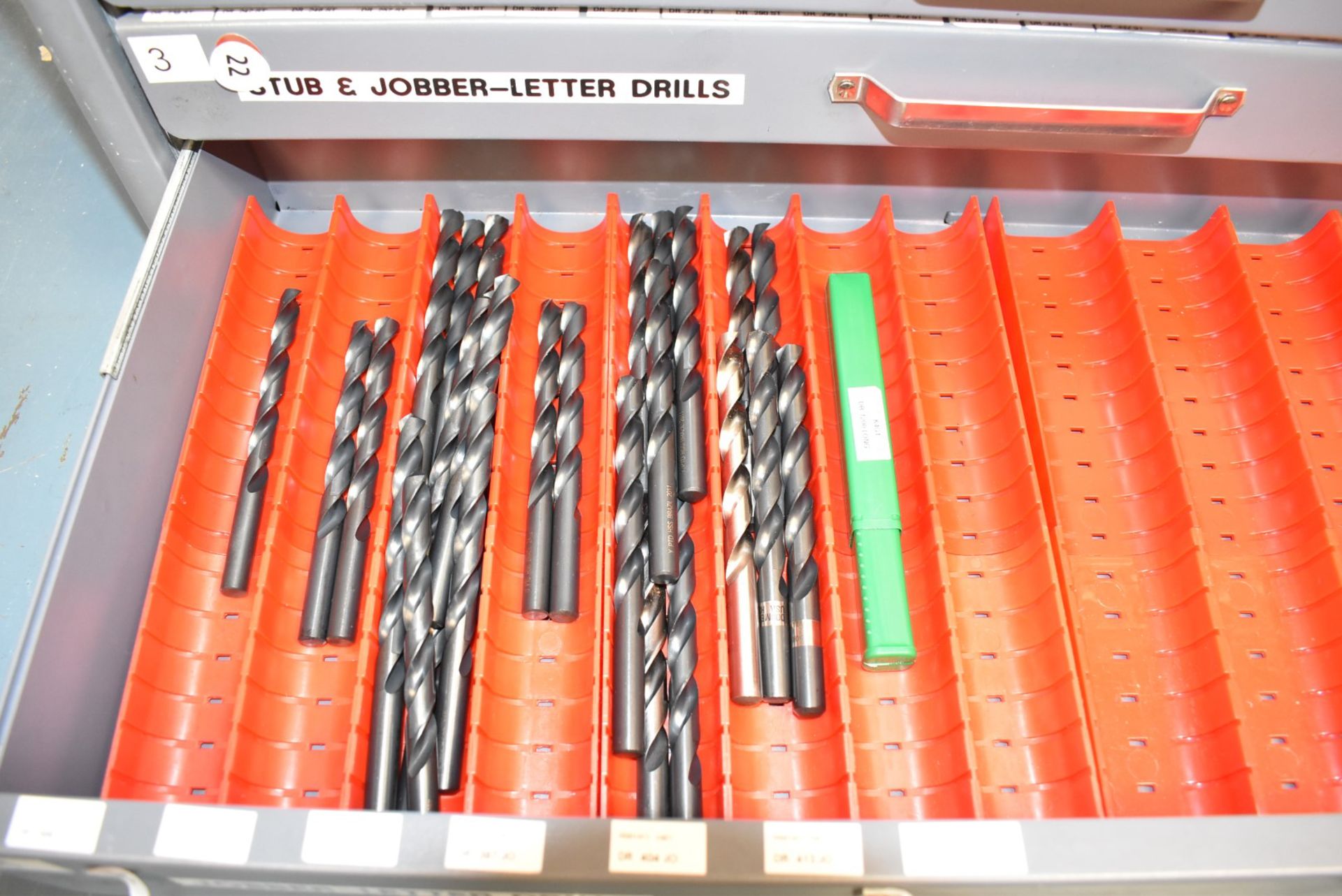 LOT/ DRILL STORAGE CABINET WITH DRILLS - Image 5 of 5