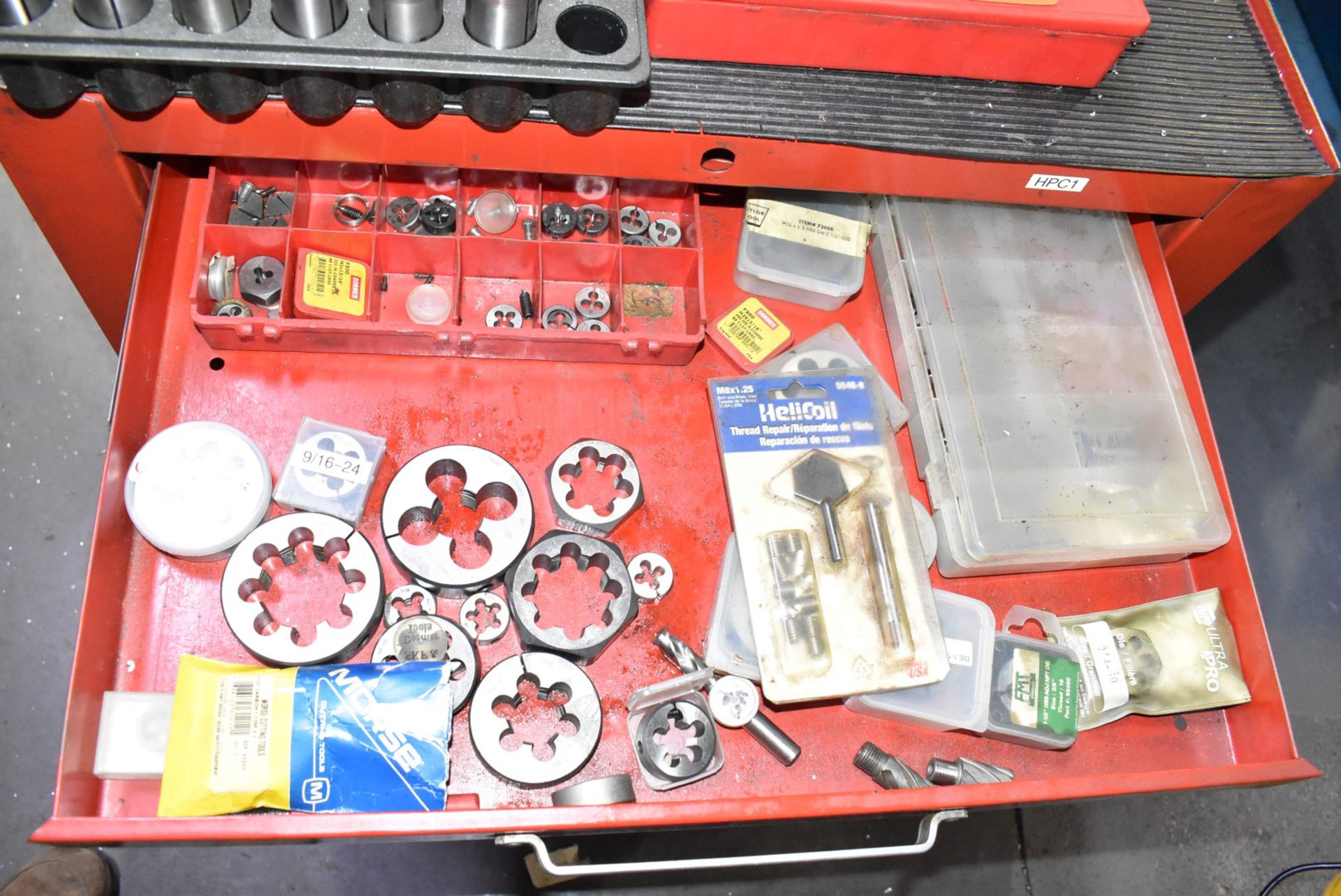 LOT/ ROLLING TOOLBOX WITH COLLETS, DIES, HANDLES & ACCESSORIES - Image 3 of 7