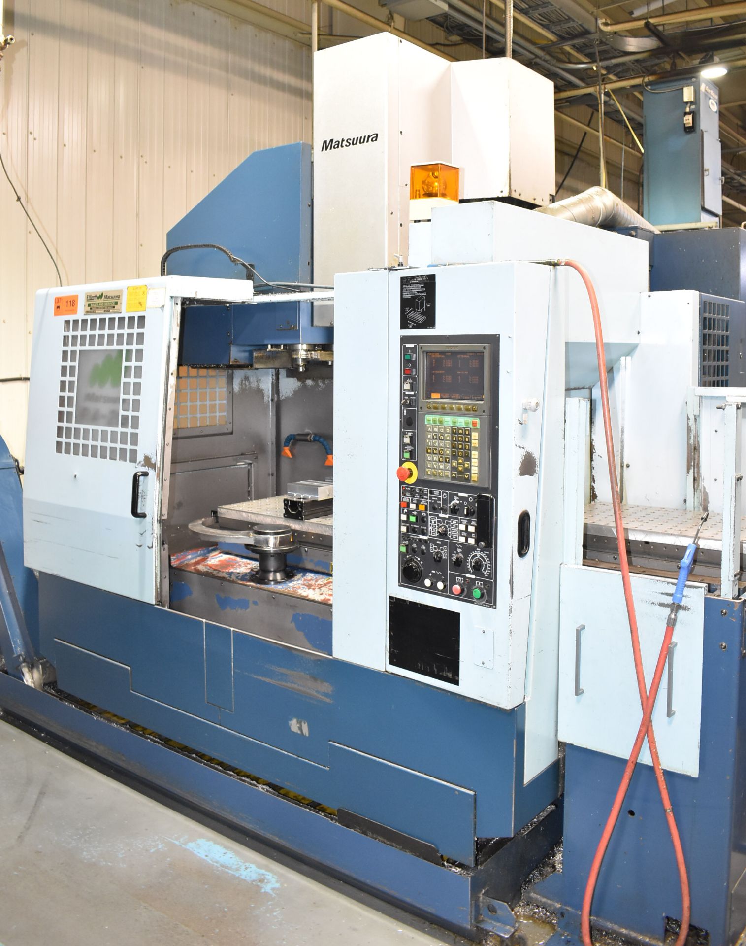 MATSUURA (2000) RA-2G TWIN-PALLET HIGH-SPEED CNC VERTICAL MACHINING CENTER WITH YASNAC CNC - Image 2 of 17