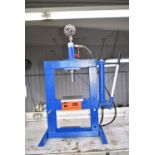 POWERFIST 10 TON BENCHTOP HYDRAULIC SHOP PRESS WITH 6-7/8" STROKE, 4-21/64" TO 14-5/16" WORKING
