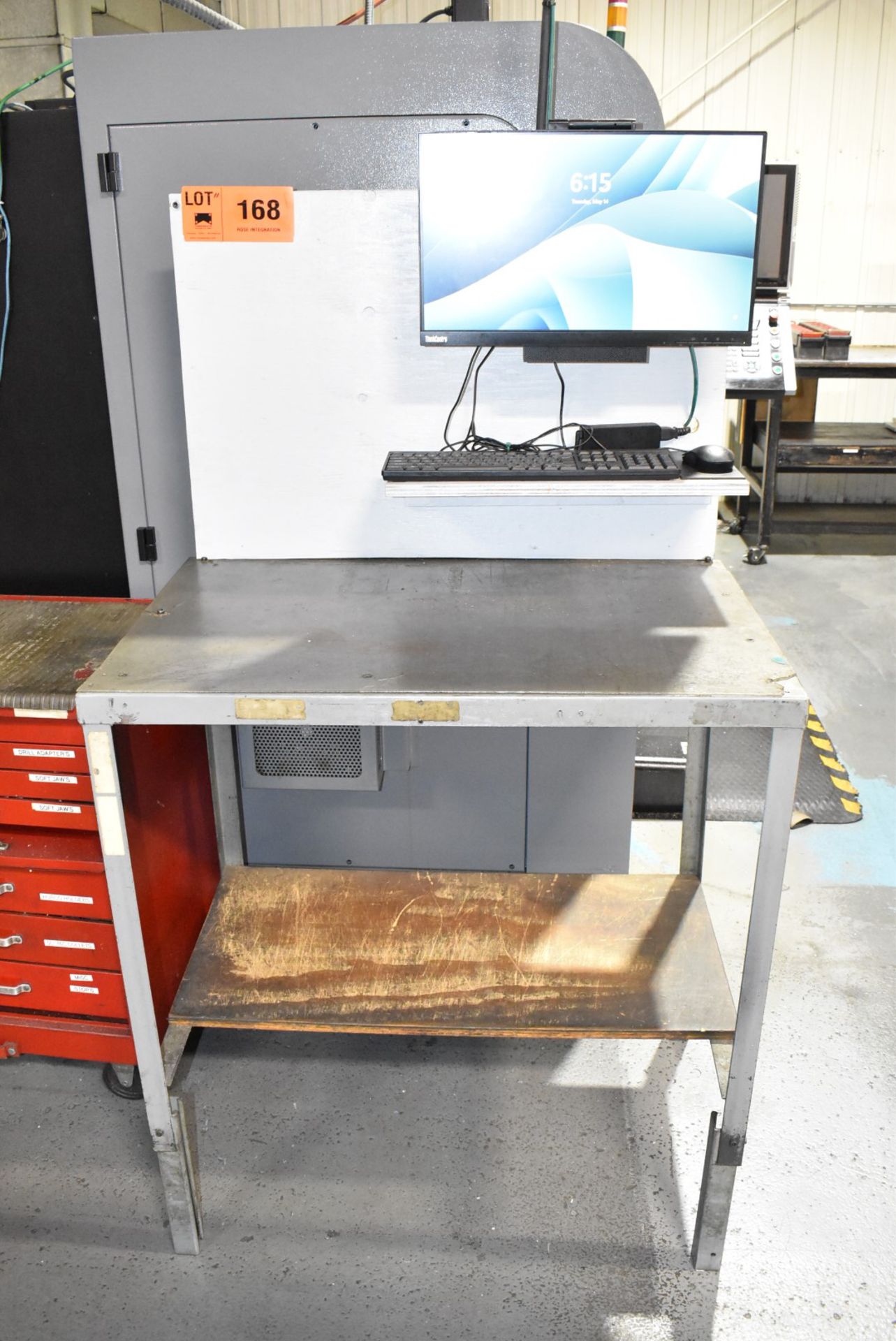 LOT/ SHOP TABLE WITH LENOVO THINKCENTRE COMPUTER