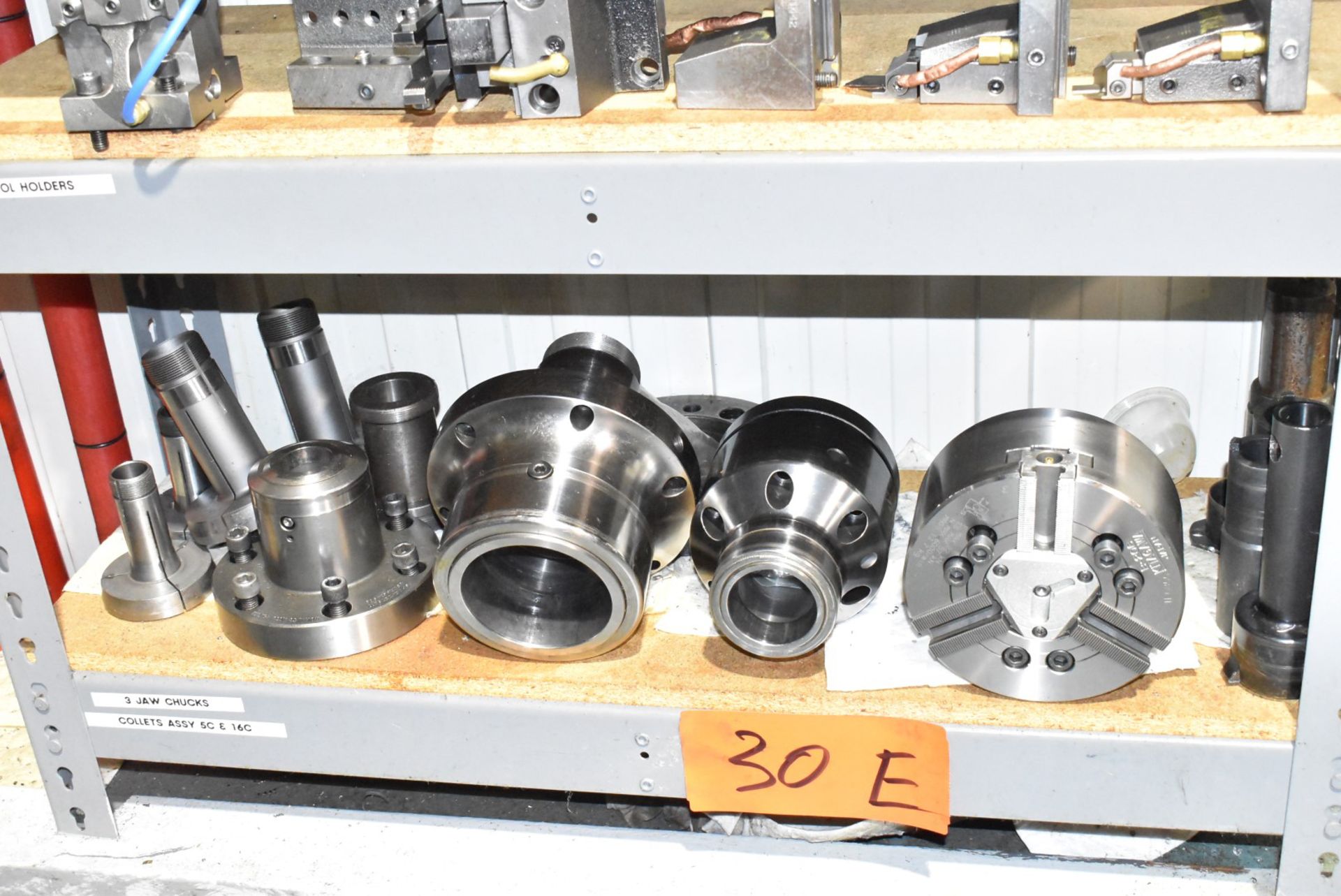LOT/ COLLET CHUCKS, 3-JAW CHUCK & COLLETS