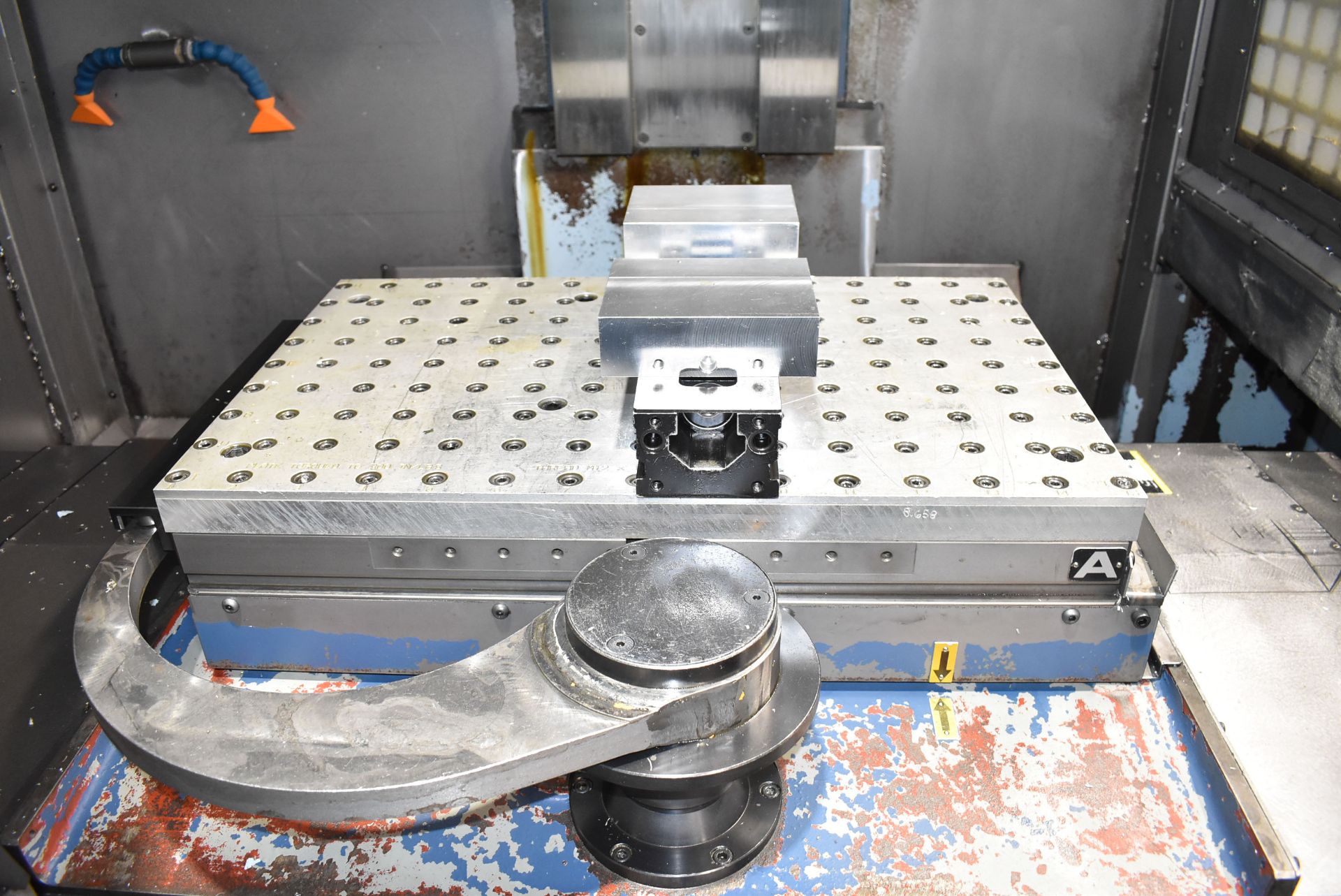 MATSUURA (2000) RA-2G TWIN-PALLET HIGH-SPEED CNC VERTICAL MACHINING CENTER WITH YASNAC CNC - Image 3 of 17