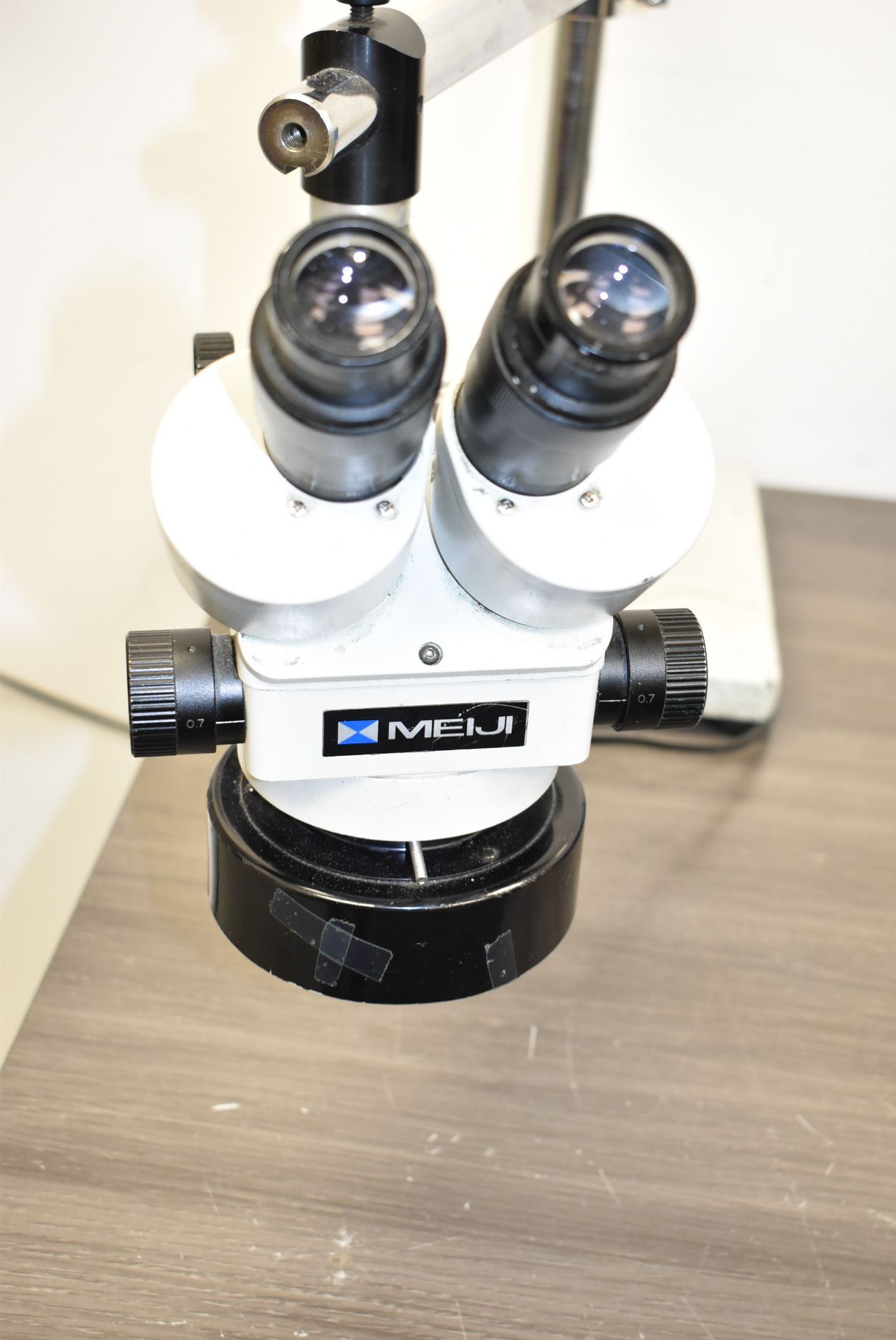 MEIJI EMZ STEREO MICROSCOPE, S/N 73670 [RIGGING FEE FOR LOT #206 - $30 USD PLUS APPLICABLE TAXES] - Image 4 of 4