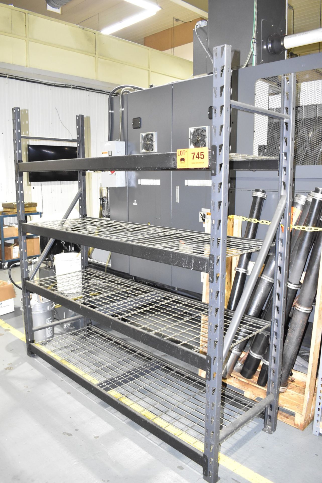 (1) SECTION OF ADJUSTABLE PALLET RACKING, S/N N/A