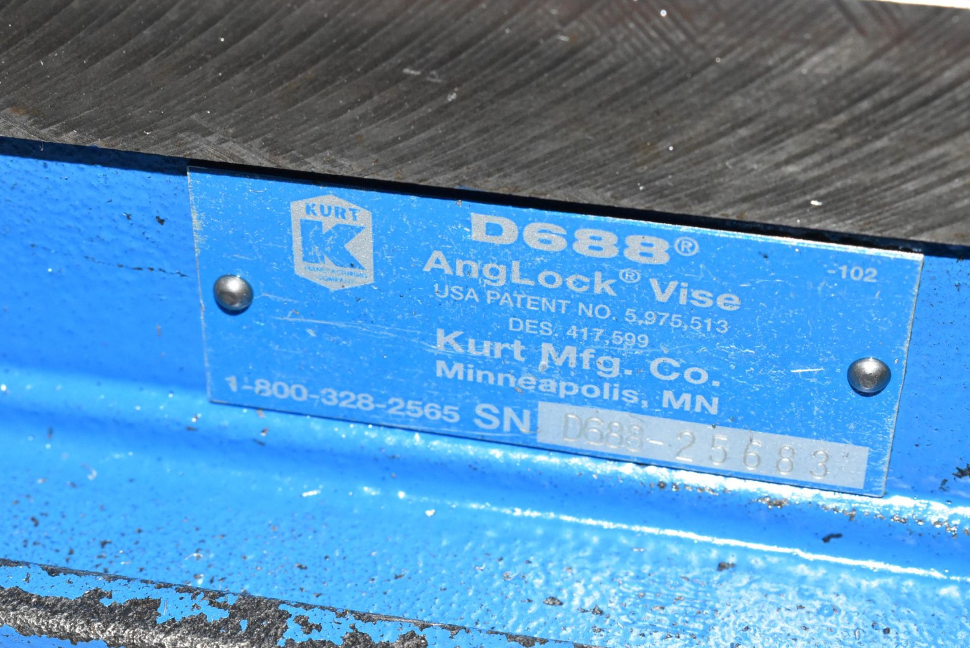 KURT 6" MACHINE VISE, S/N N/A - Image 2 of 2