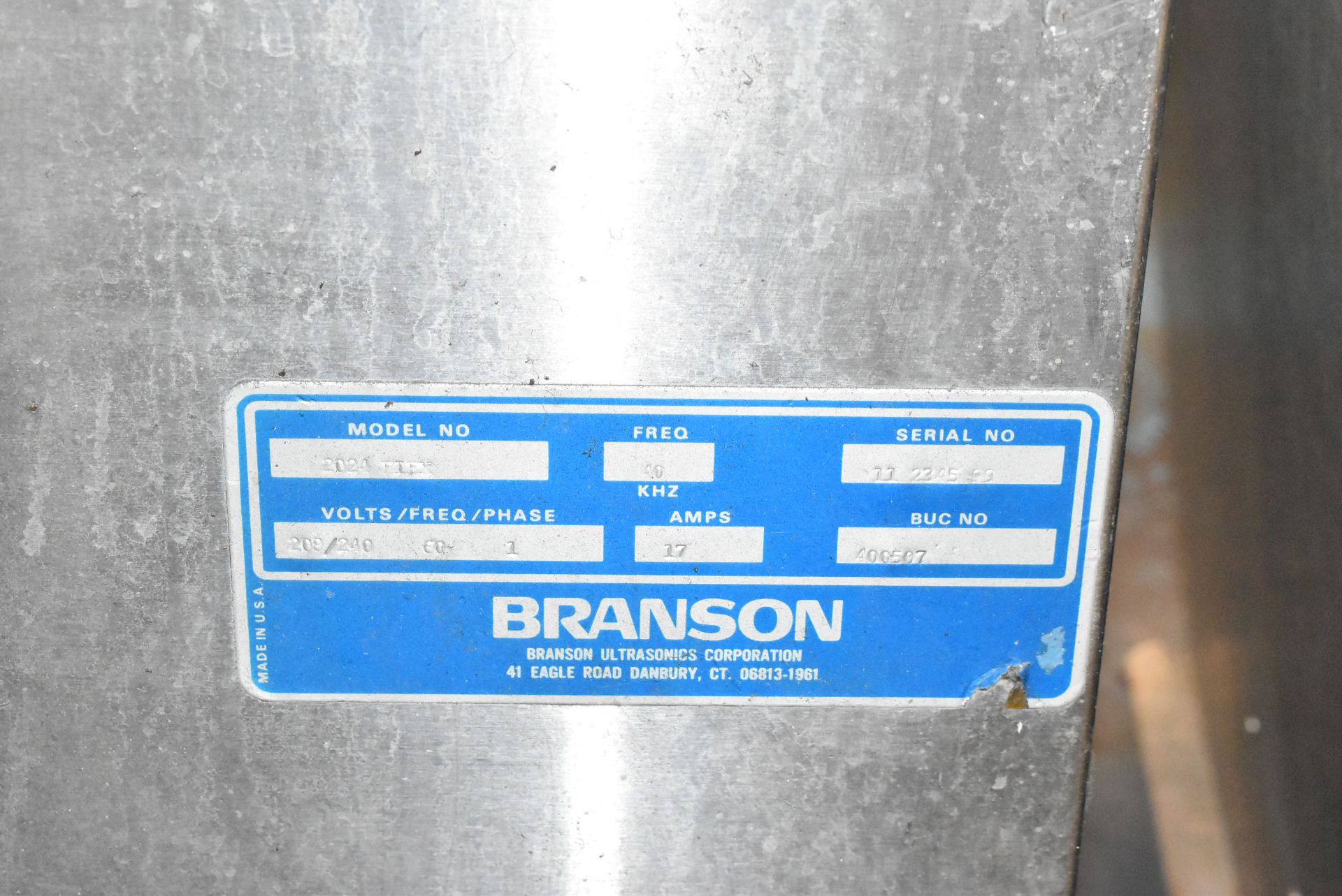 BRANSON ULTRASONICS FLEXLINE PARTS CLEANING SYSTEM WITH BRANSON TDR15 15 KG CAPACITY GANTRY - Image 8 of 10