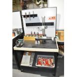 LOT/ NIKKEN HR0552 DIAL-TYPE TOOL PRESETTER WITH STAND & ACCESSORIES