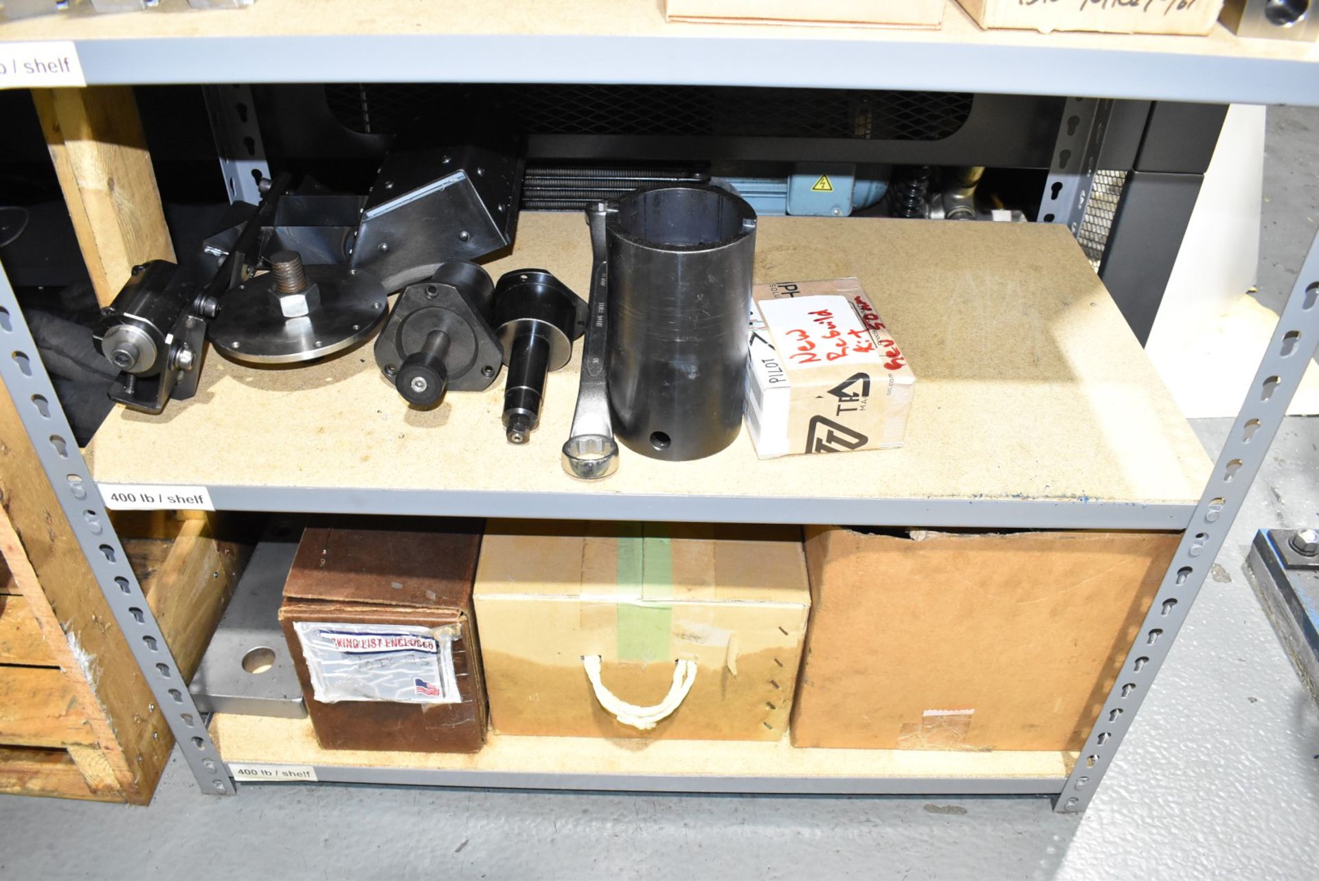 LOT/ MACHINE ACCESSORIES & SUPPLIES - Image 5 of 5