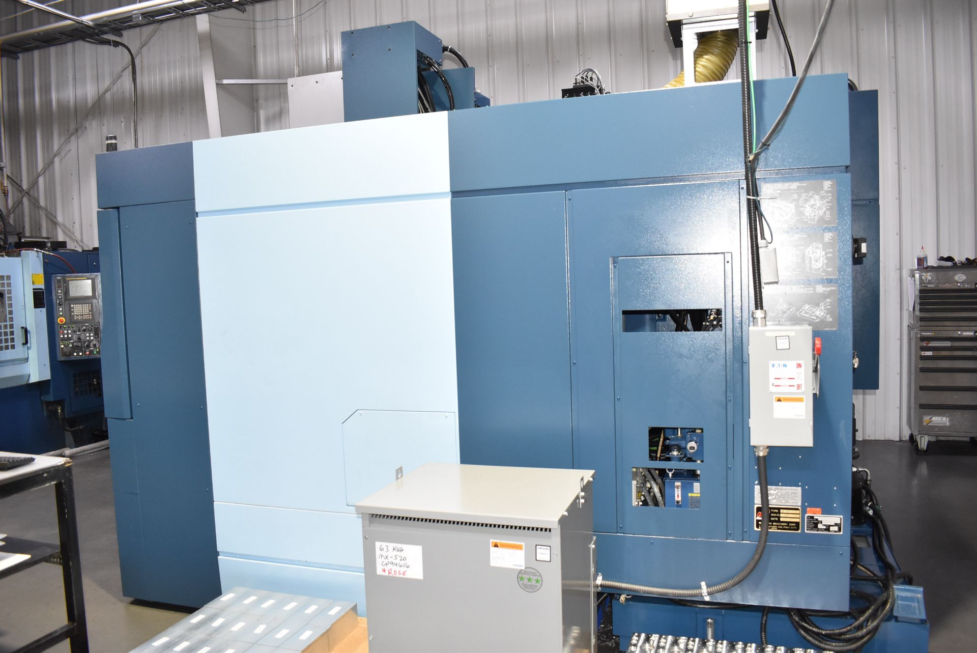 MATSUURA (2019) MX-520 PC4 MULTI-PALLET FULL 5-AXIS HIGH-SPEED CNC VERTICAL MACHINING CENTER WITH - Bild 5 aus 12