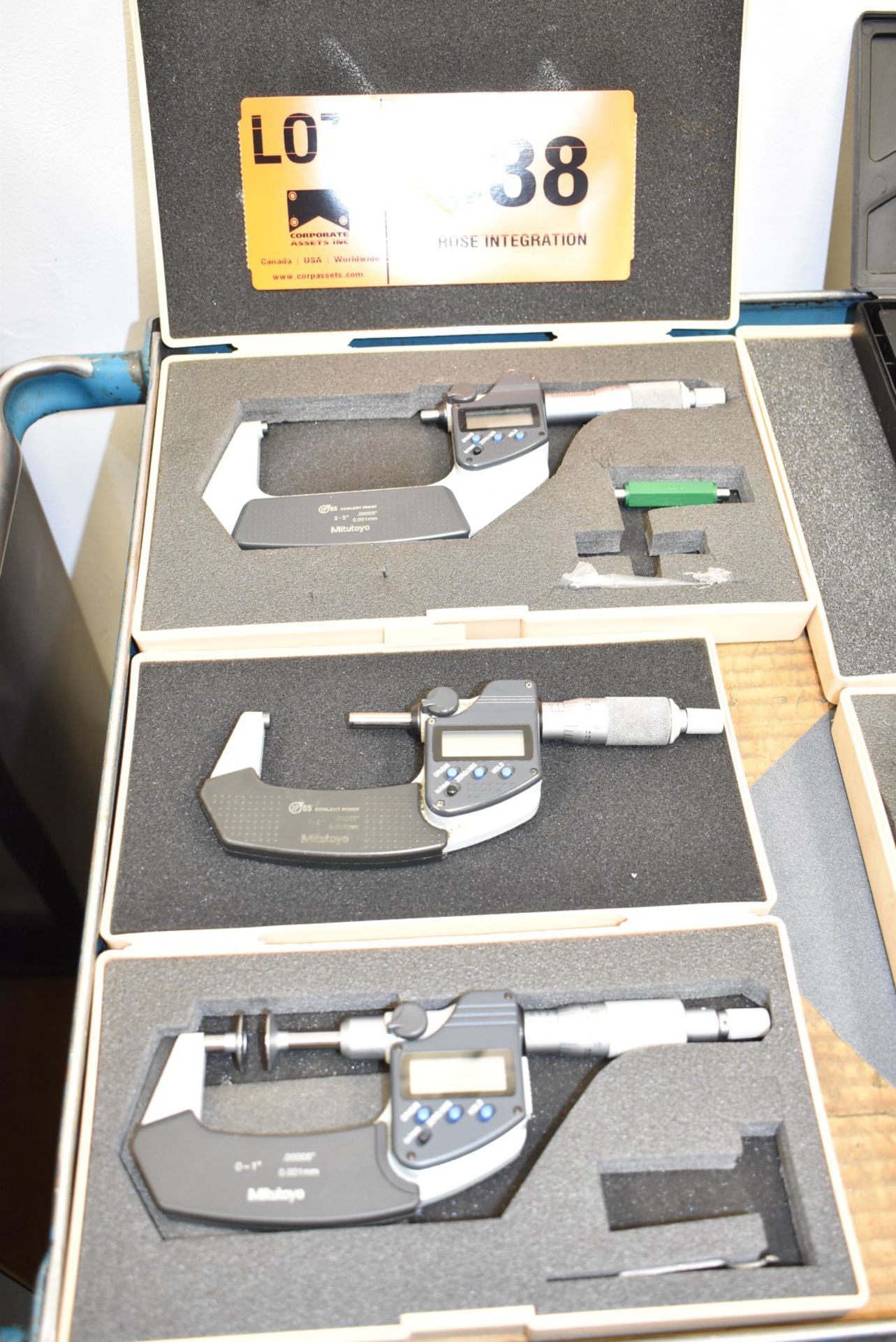 LOT/ (3) MITUTOYO 0-3" DIGITAL OUTSIDE MICROMETERS