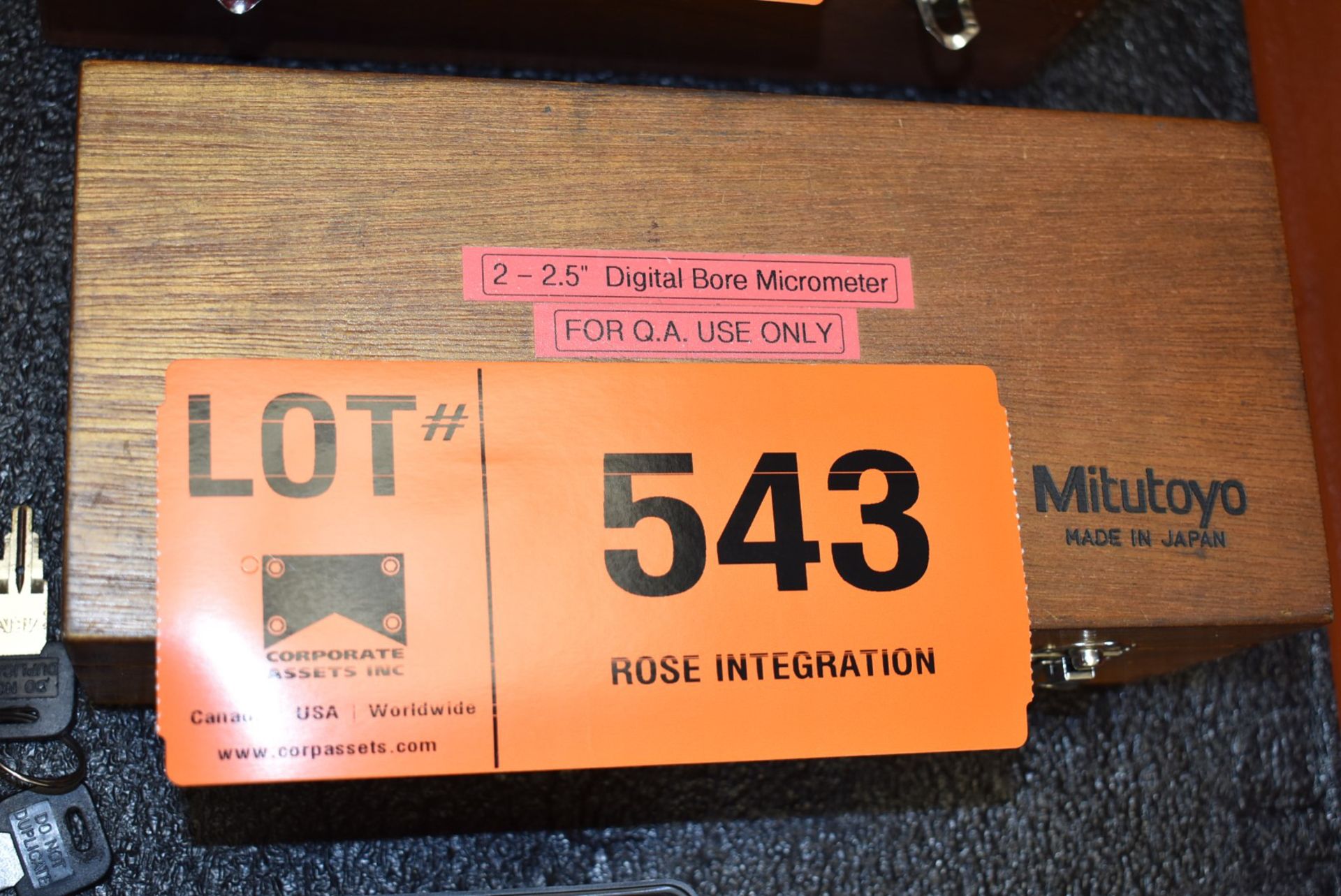 MITUTOYO DIGITAL BORE MICROMETER, S/N N/A