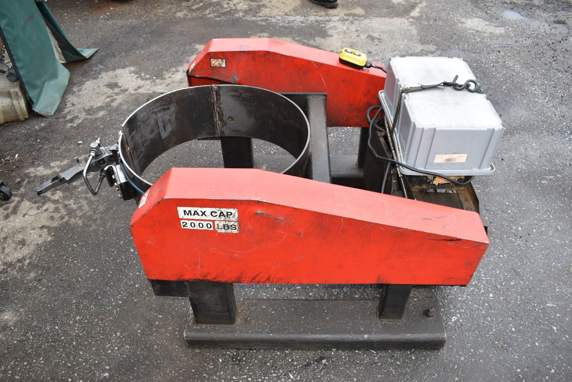 ELECTRIC BARREL TIPPING FORKLIFT ATTACHMENT WITH PENDANT CONTROL, S/N N/A [RIGGING FEE FOR LOT #224A - Image 2 of 4
