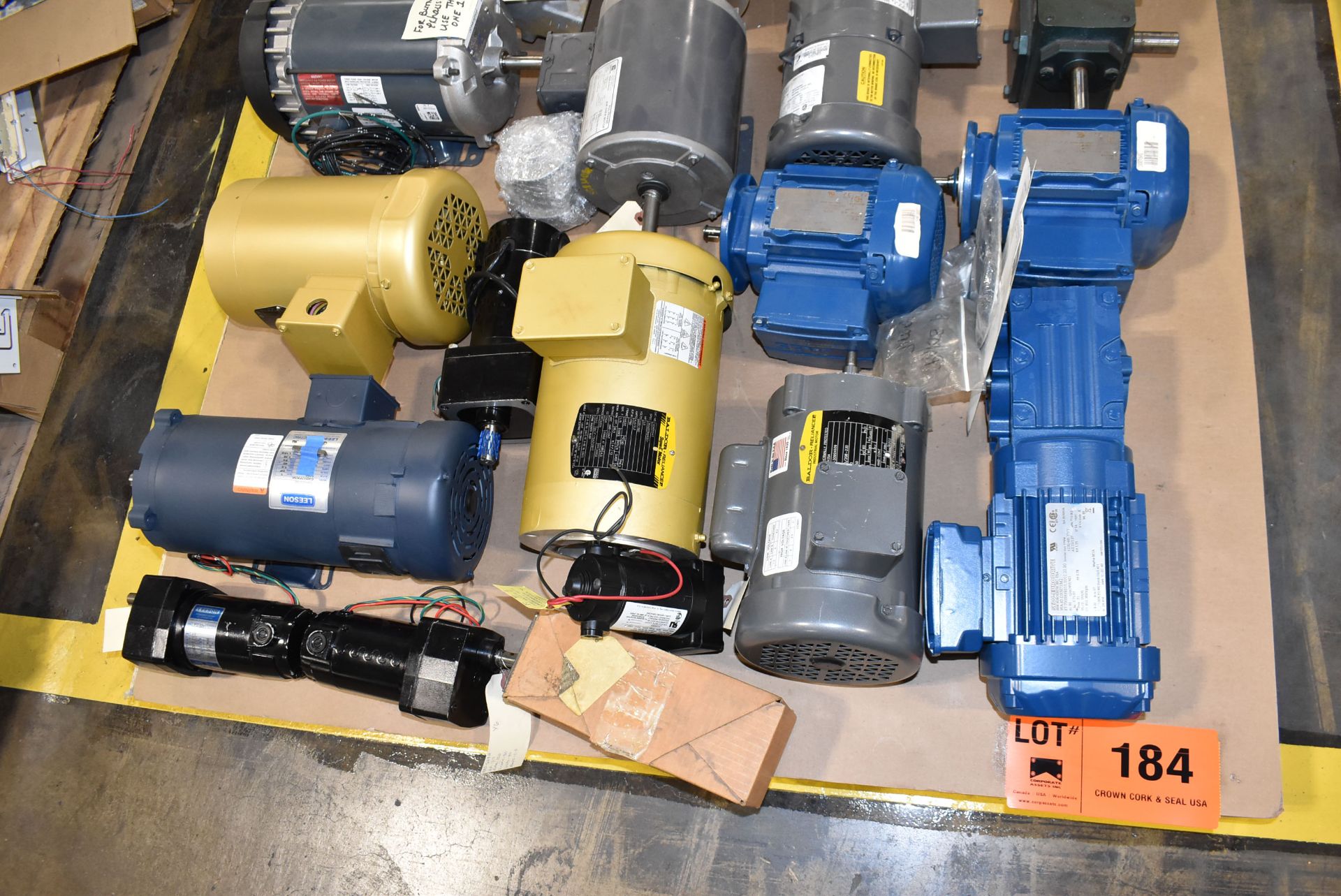 LOT/ CONTENTS OF PALLET ELECTRIC MOTORS - Image 2 of 3