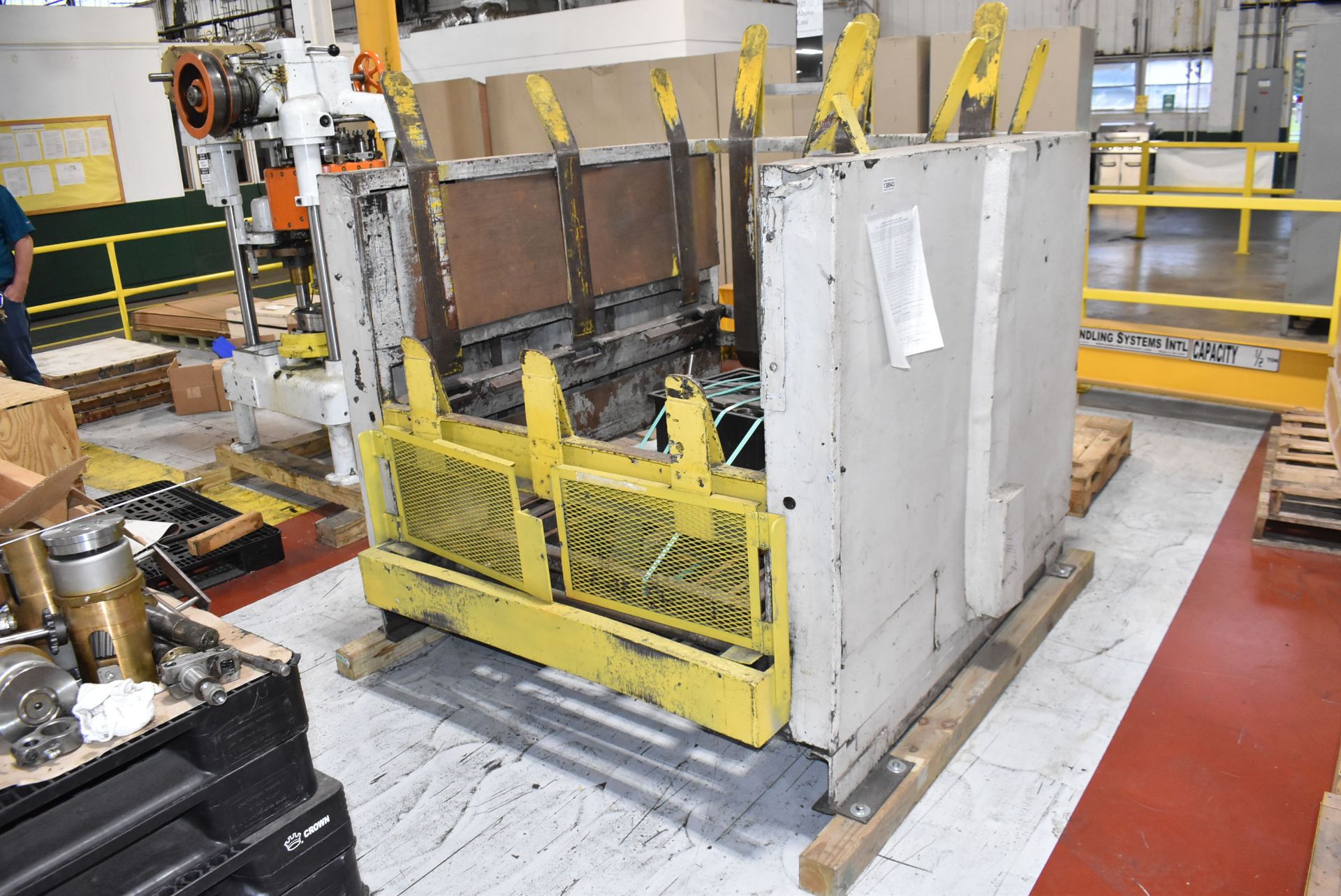 CROWN PALLET DE-STACKER WITH 46" X 58" OPENING, S/N N/A (CI) (Located at 930 Beaumont Ave, - Image 4 of 7