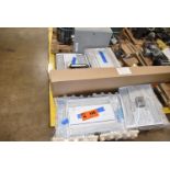 LOT/ CONTENTS OF PALLET LED LIGHT FIXTURES