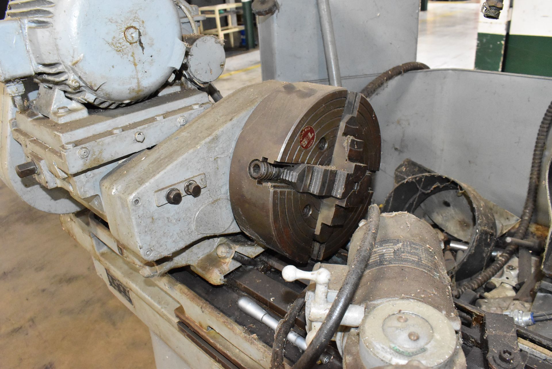 JONES SHIPMAN UNIVERSAL CYLINDRICAL AND INTERNAL GRINDER WITH 10" 4 JAW CHUCK, MAIN SPINDLE SPEEDS - Image 3 of 15