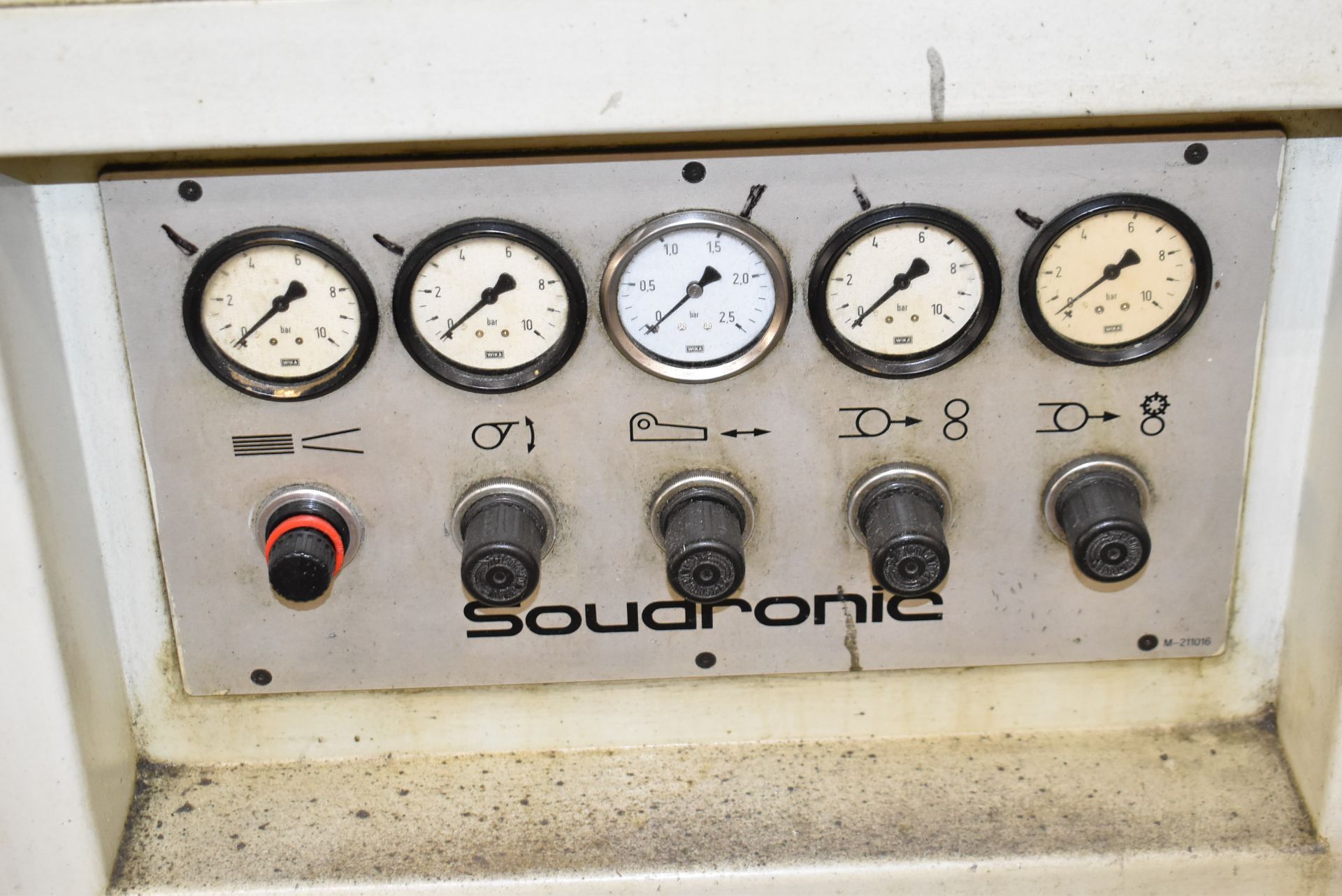 SOUDRONIC ABM270 SW CAN WELDER WITH FEEDER, SOUDRONIC TOUCH SCREEN PLC CONTROL, SET UP ON 65MM, 60 - Image 11 of 23