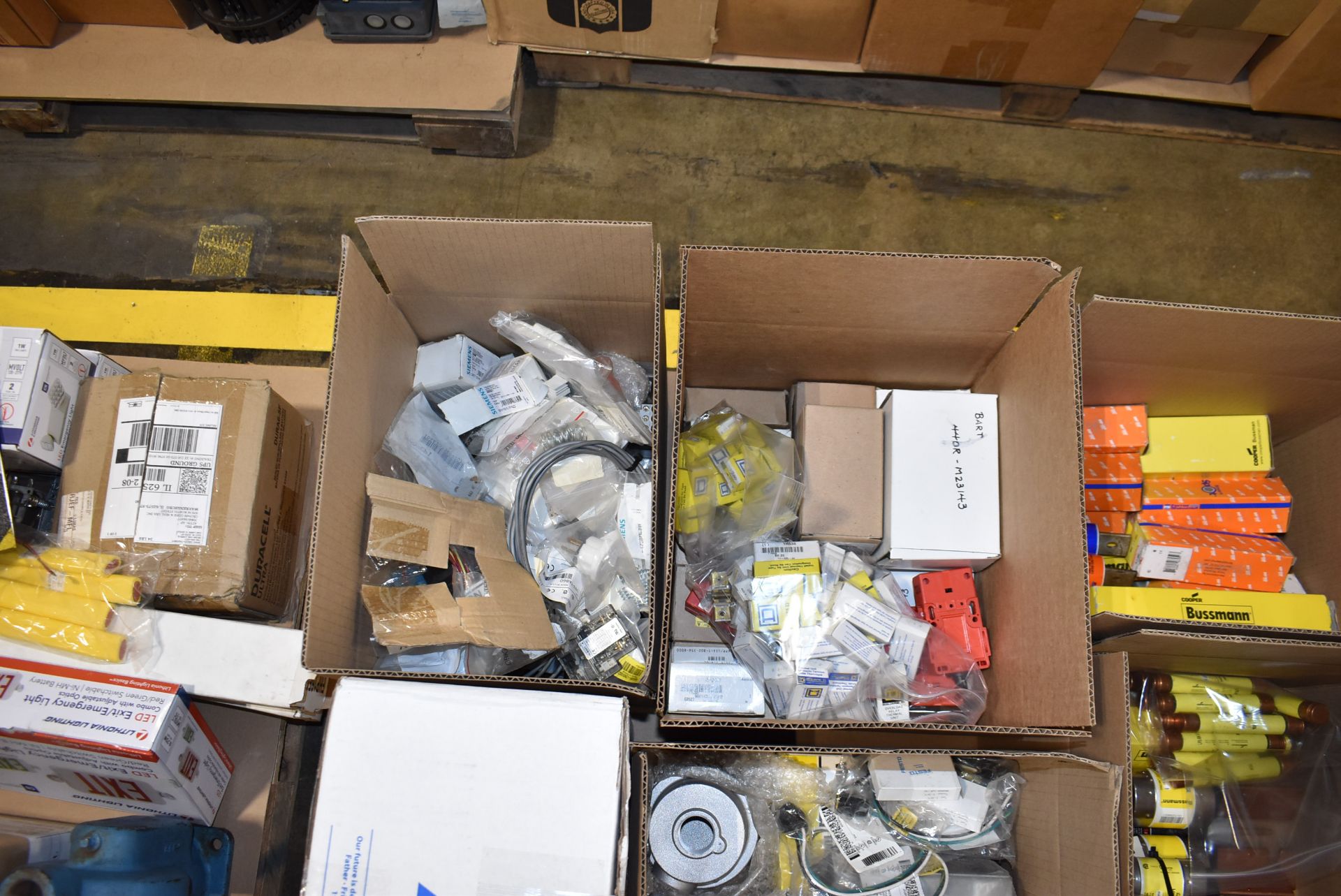 LOT/ CONTENTS OF PALLET ELECTRICAL MAC PARTS - Image 7 of 7