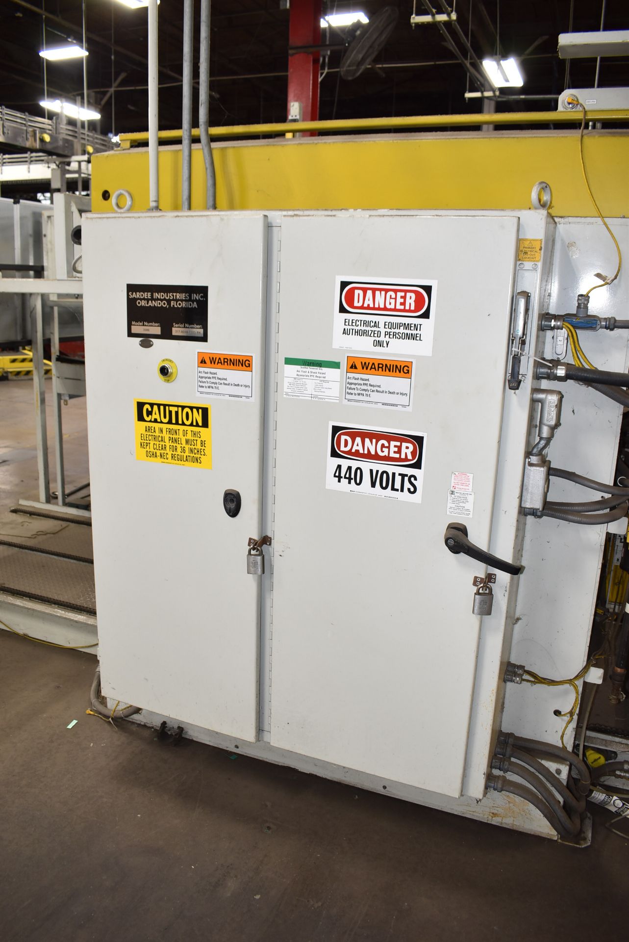 SARDEE INDUSTRIES 3500 PALLETIZER WITH ALLEN BRADLEY PANEL VIEW 600 TOUCH SCREEN CONTROL, BANNER - Image 20 of 27