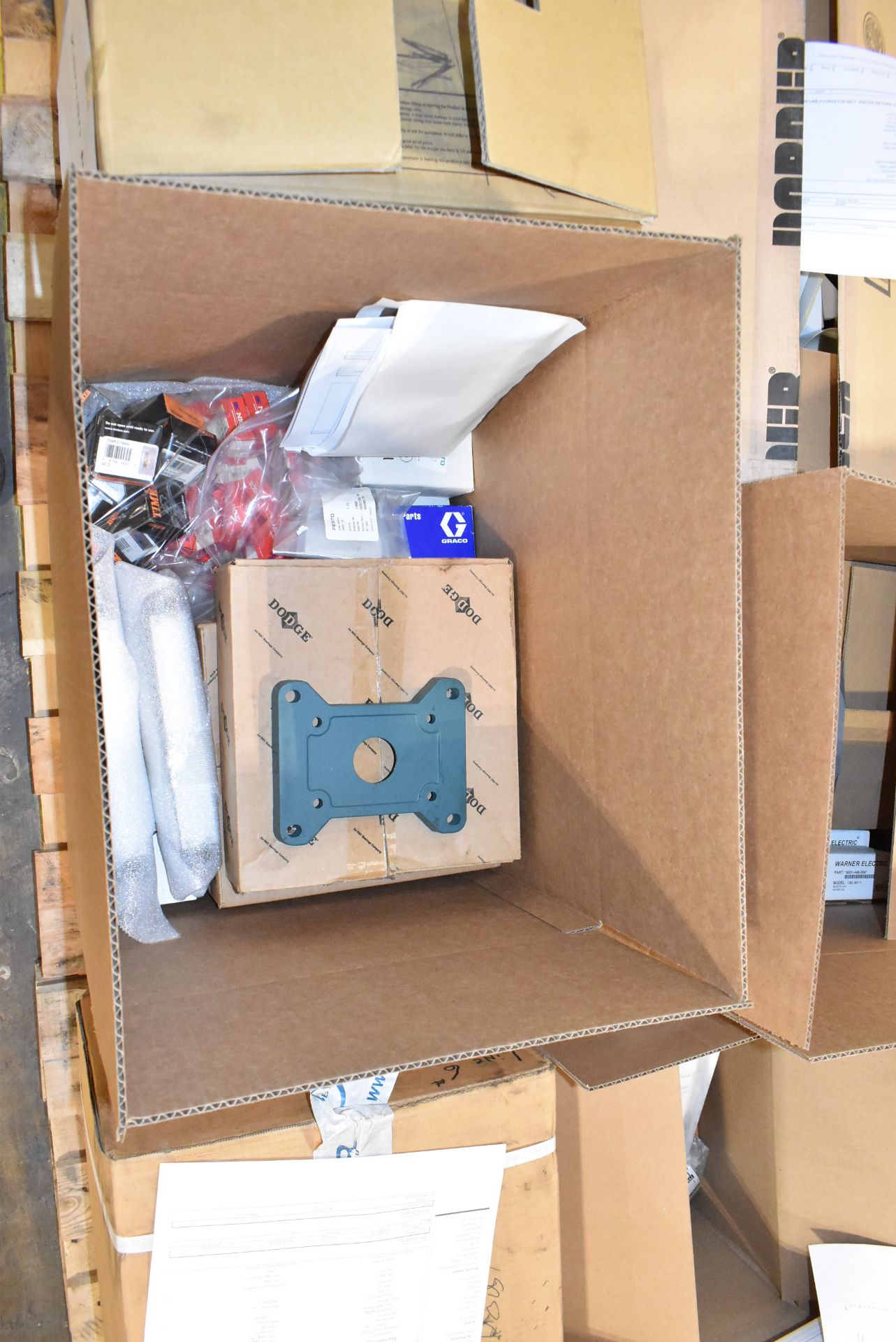 LOT/ CONTENTS OF (3) PALLETS KAMAN PARTS - Image 7 of 7