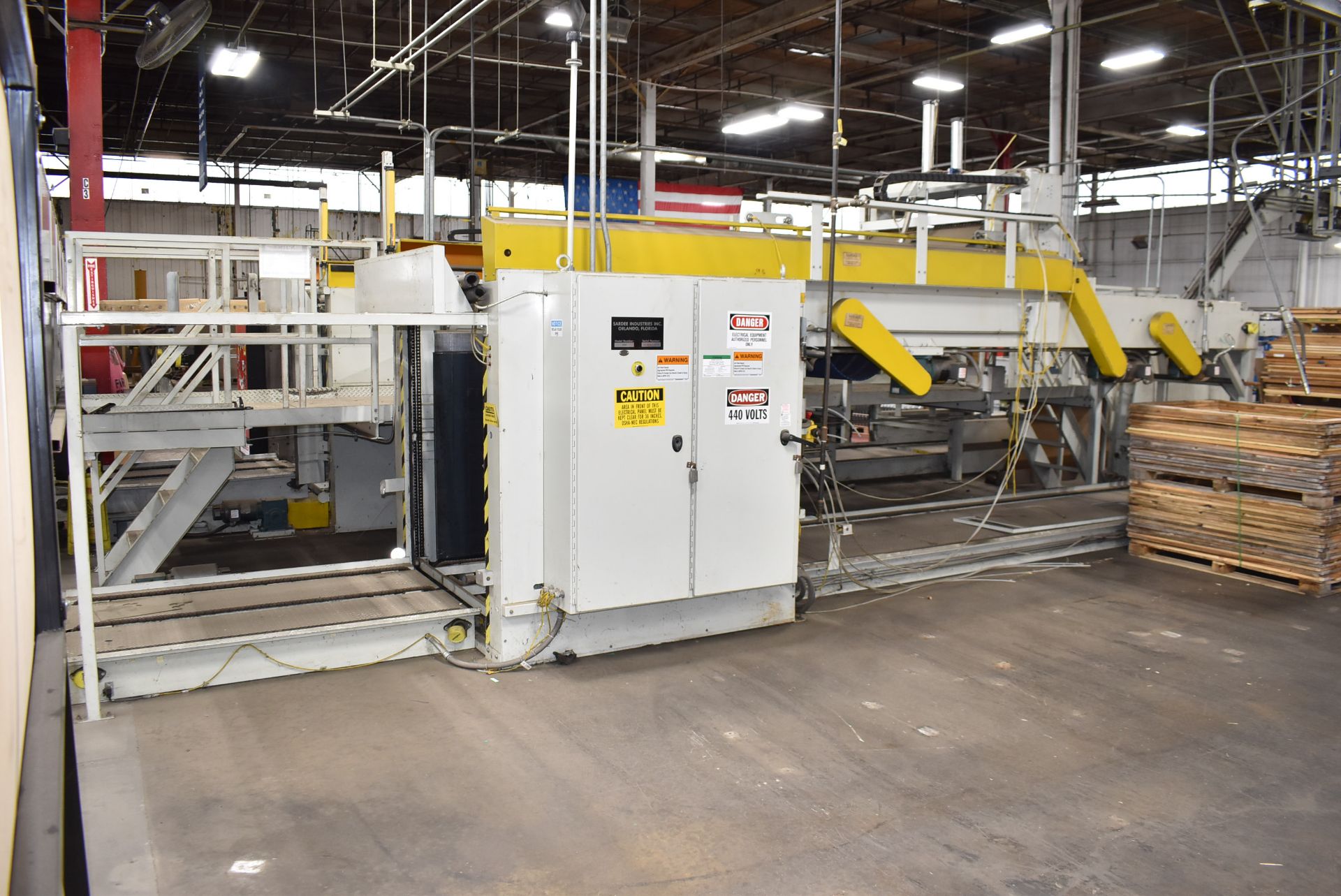 SARDEE INDUSTRIES 3500 PALLETIZER WITH ALLEN BRADLEY PANEL VIEW 600 TOUCH SCREEN CONTROL, BANNER - Image 18 of 27