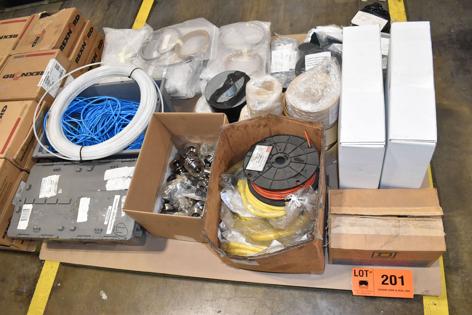 LOT/ CONTENTS OF PALLET SPARE PARTS