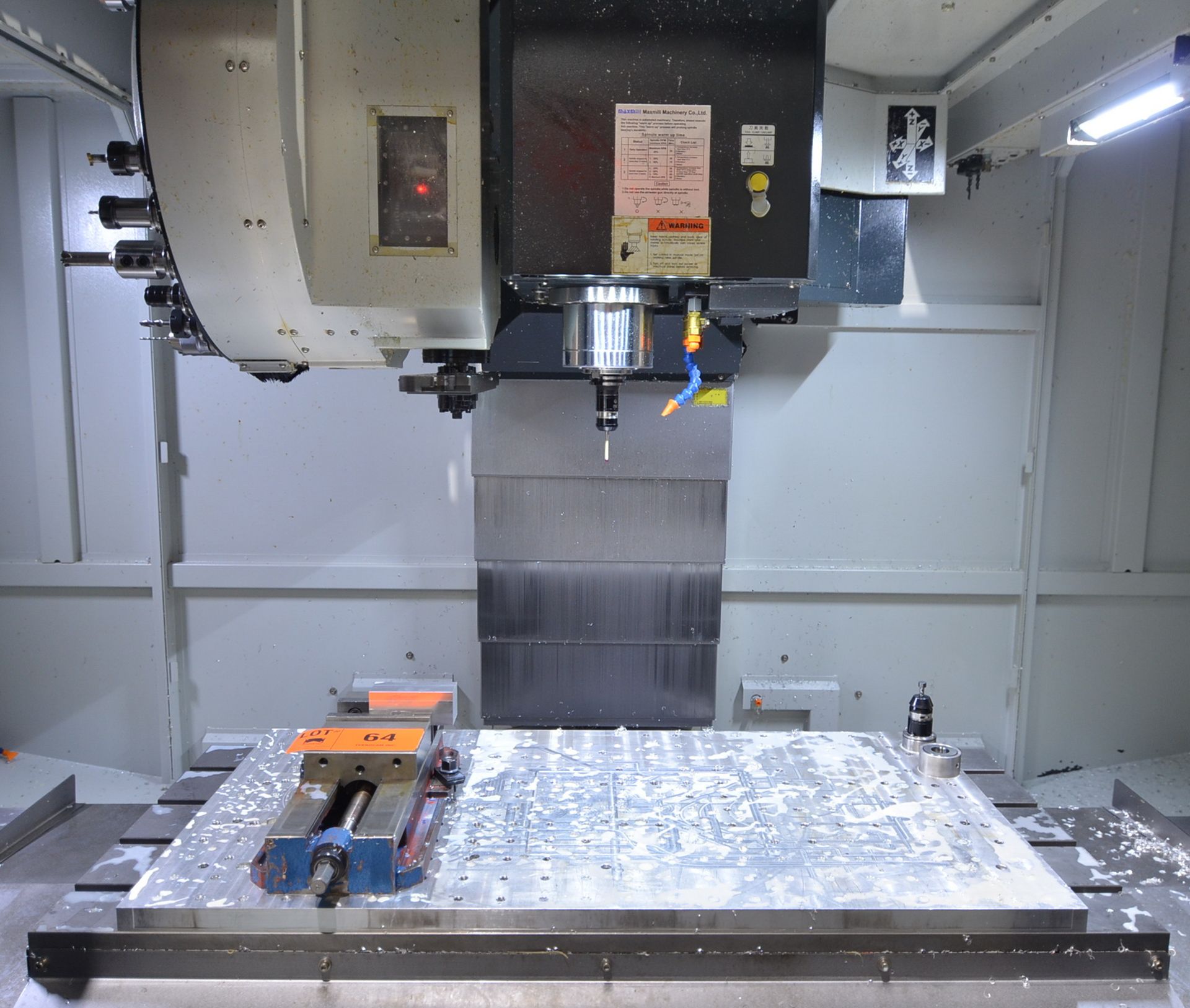 MAXMILL (2018) HQM-1060 HIGH SPEED CNC VERTICAL MACHINING CENTER WITH MITSUBISHI M80 CNC CONTROL, - Image 3 of 10
