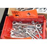 LOT/ WRENCHES