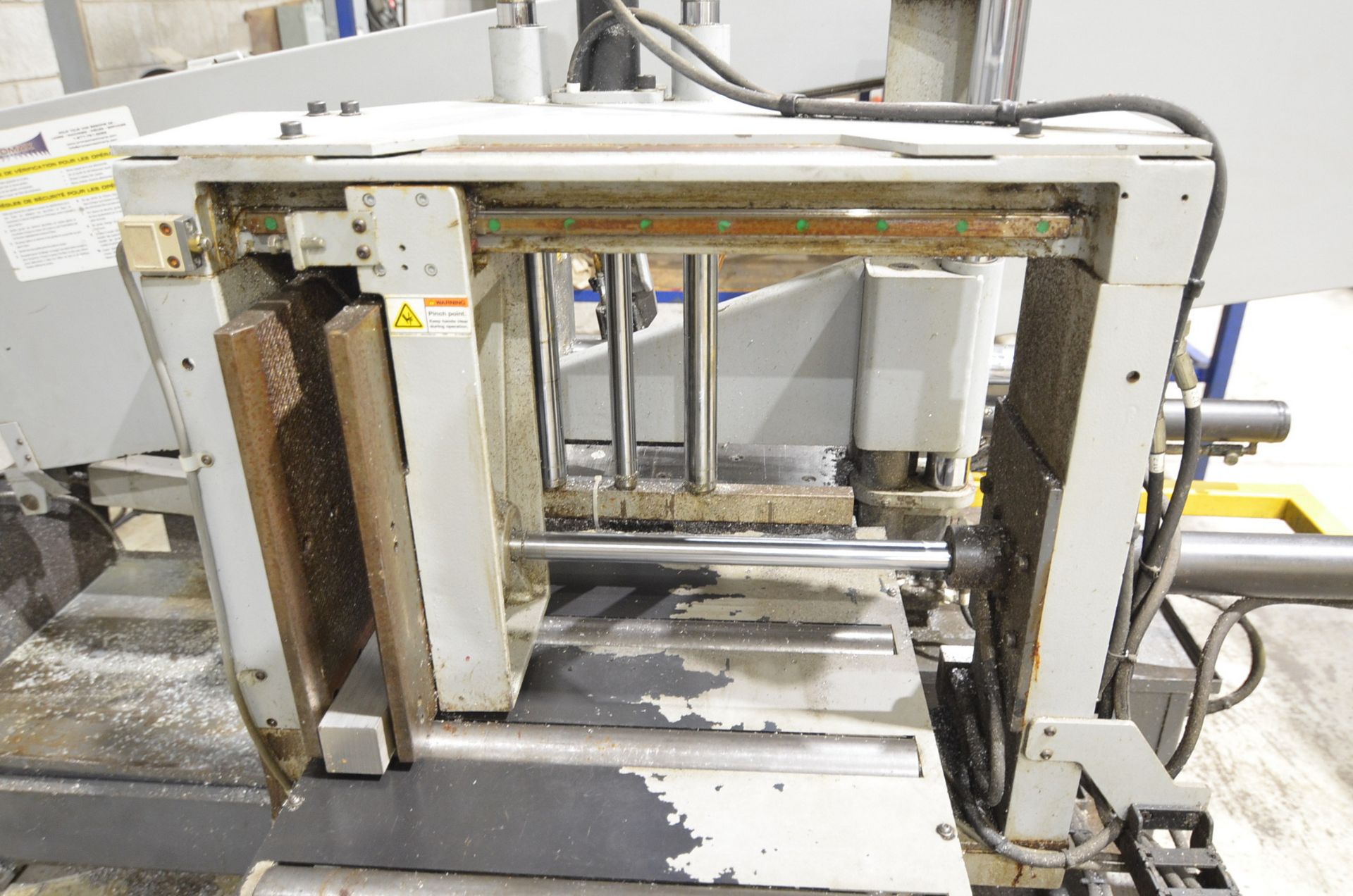 HYDMECH (2014) S-20A SERIES III AUTOMATIC HORIZONTAL PIVOT BAND SAW WITH 13"X18" MAX. CUTTING - Image 7 of 10