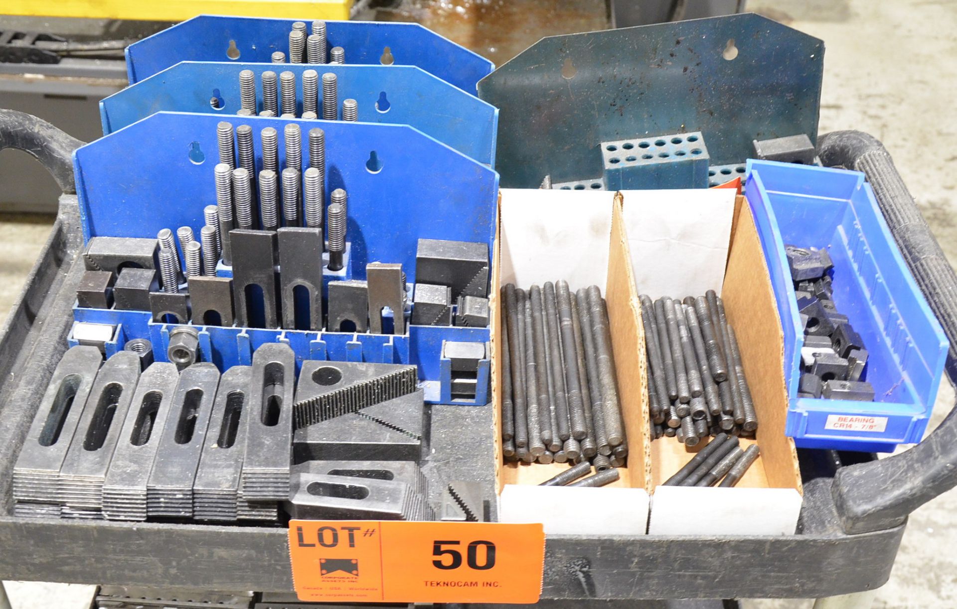 LOT/ CART WITH CONTENTS - INCLUDING TIE-DOWN CLAMPING, PARALLELS, DRILL BOXES - Image 2 of 4