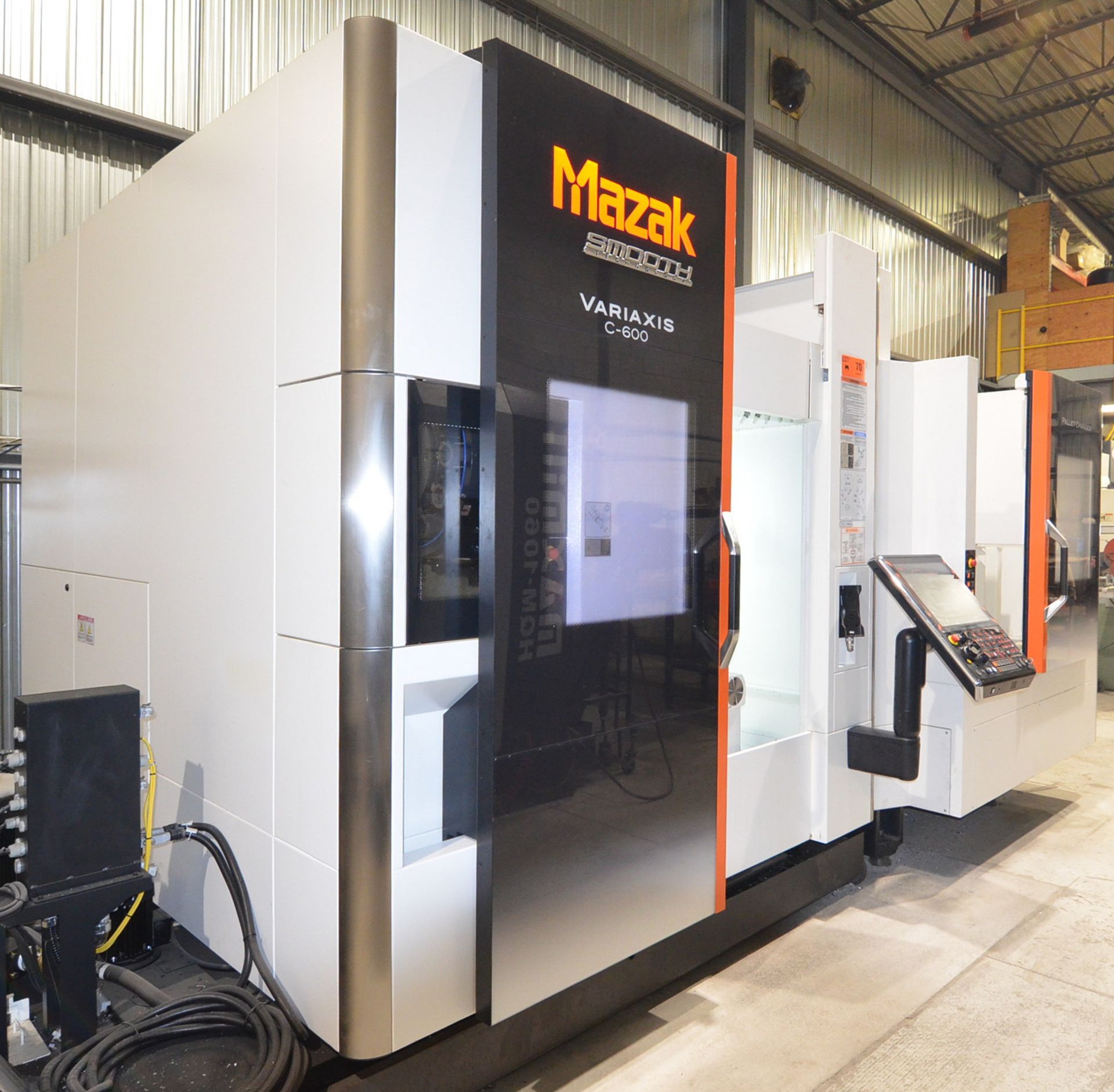 MAZAK (2021) VARIAXIS C-600 FULL 5-AXIS HIGH SPEED CNC VERTICAL MACHINING CENTER WITH MAZATROL - Image 2 of 17