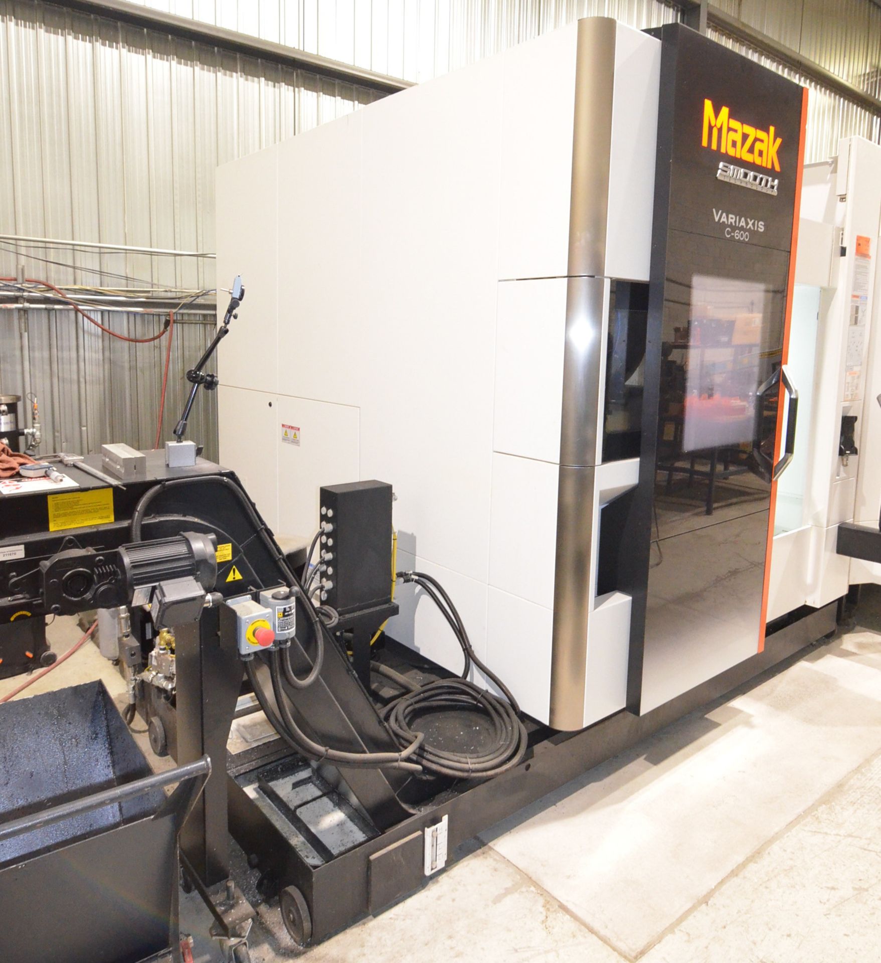 MAZAK (2021) VARIAXIS C-600 FULL 5-AXIS HIGH SPEED CNC VERTICAL MACHINING CENTER WITH MAZATROL - Image 14 of 17